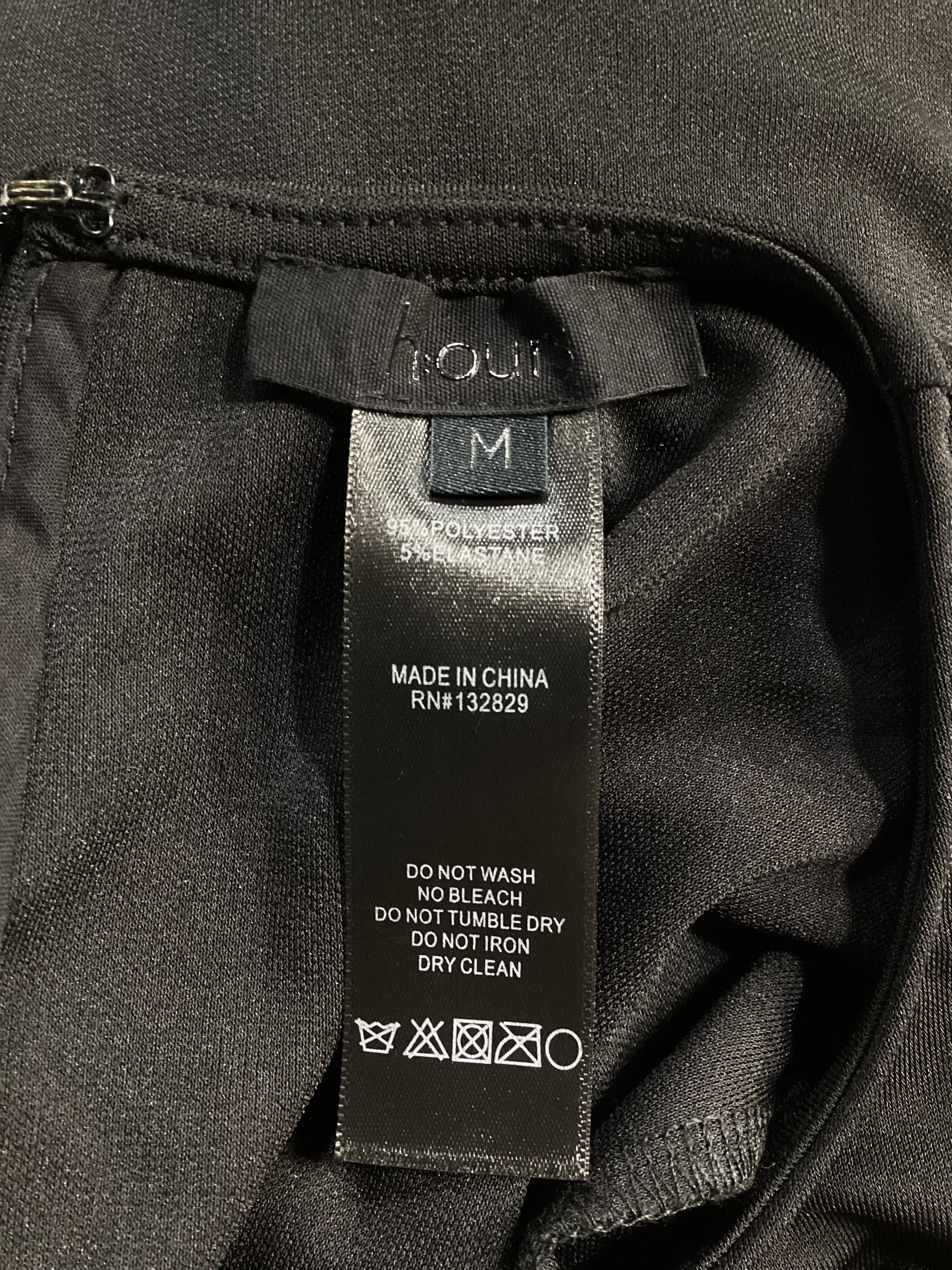Yailin Maxi Dress In Black - Image 4