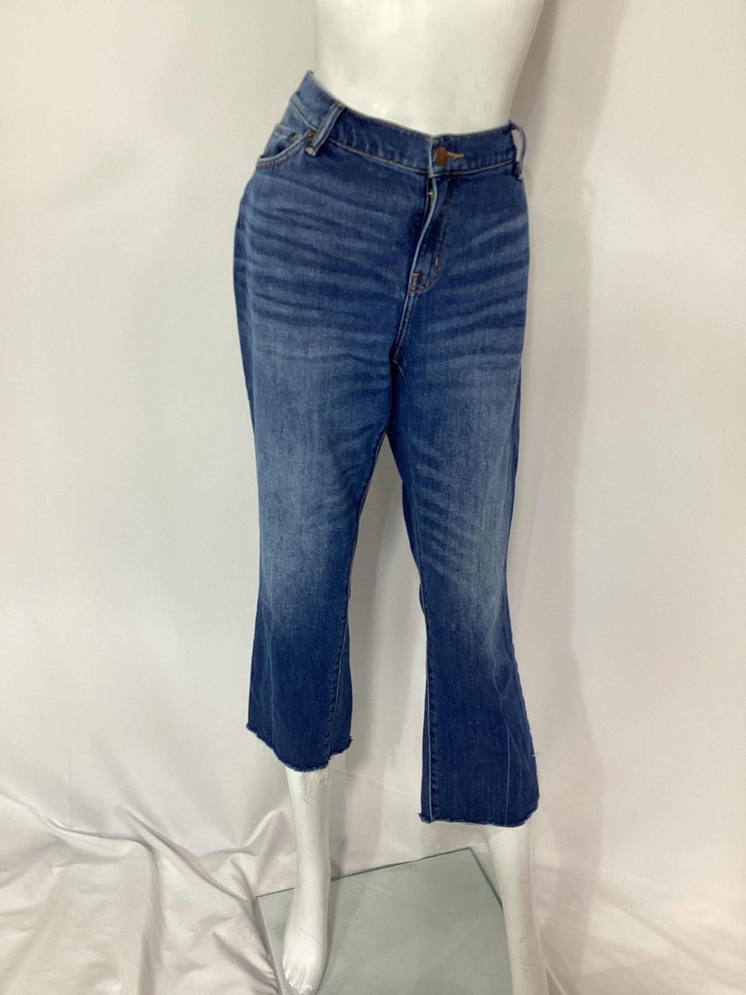 The Crop Maternity Jean - Image 2