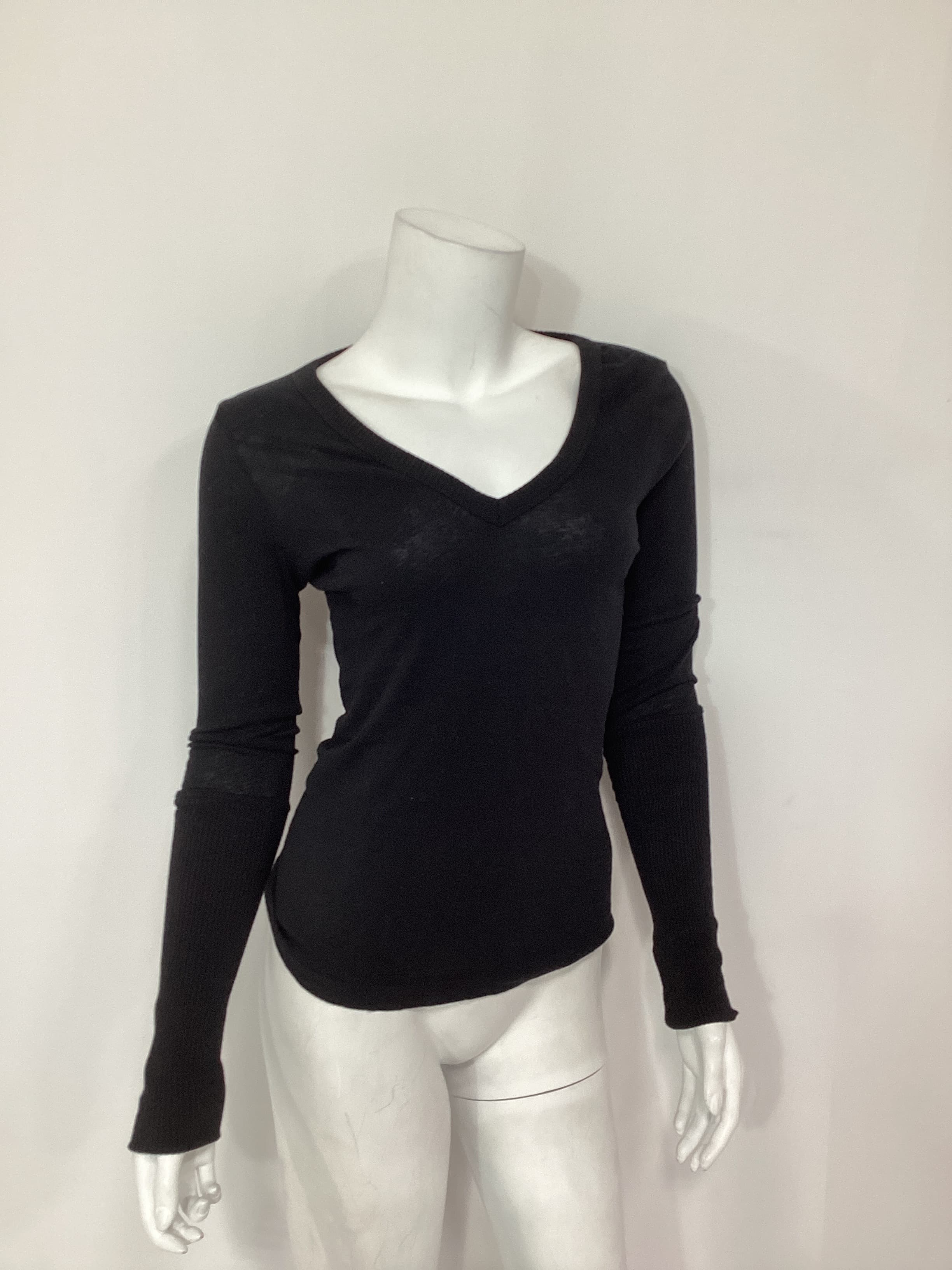 First Layered Cuffed V Top In Black - Image 3