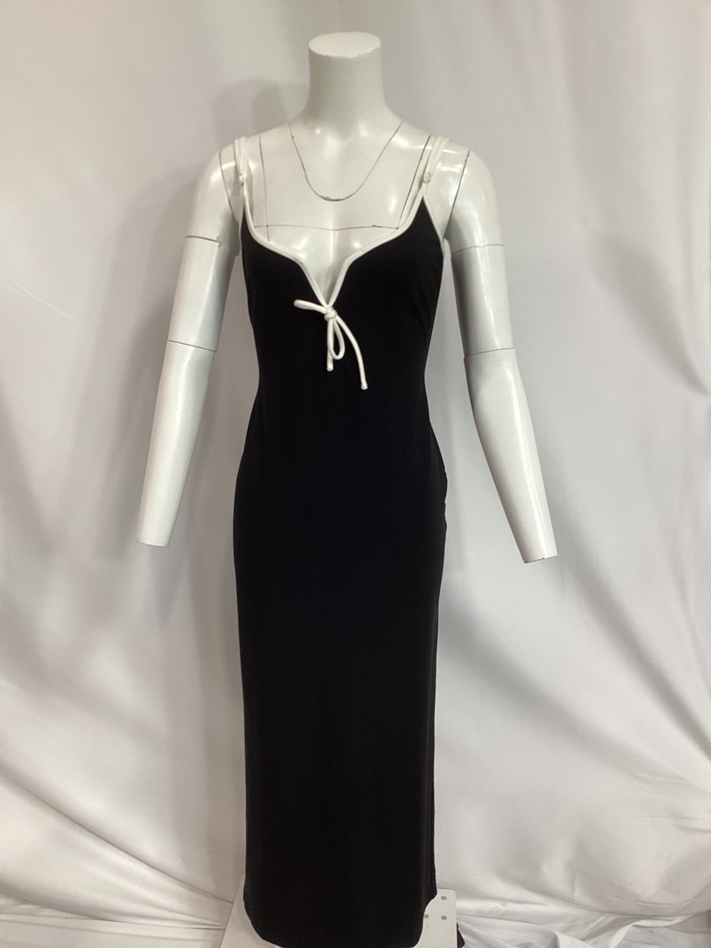 Lovers And Friends X Anja Dujakovi_ Maddison Midi Dress In Black & White - Image 4