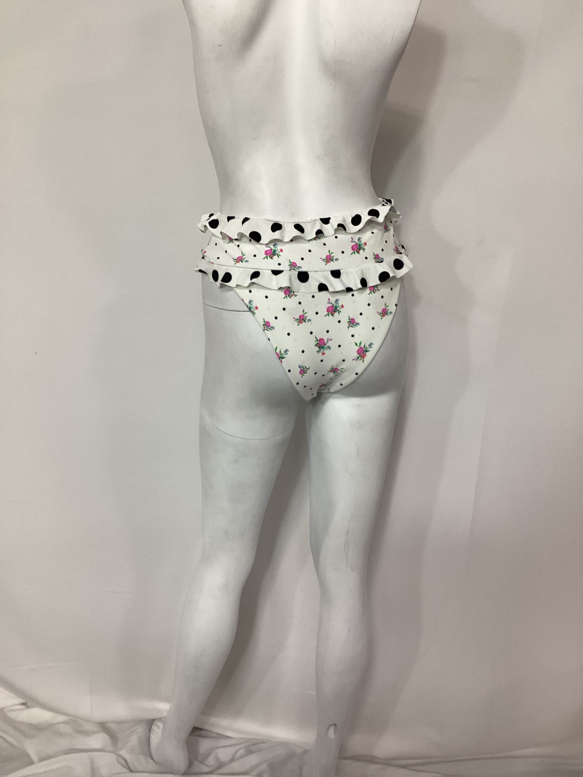 Rosewater Highwaist Bottom - Image 2