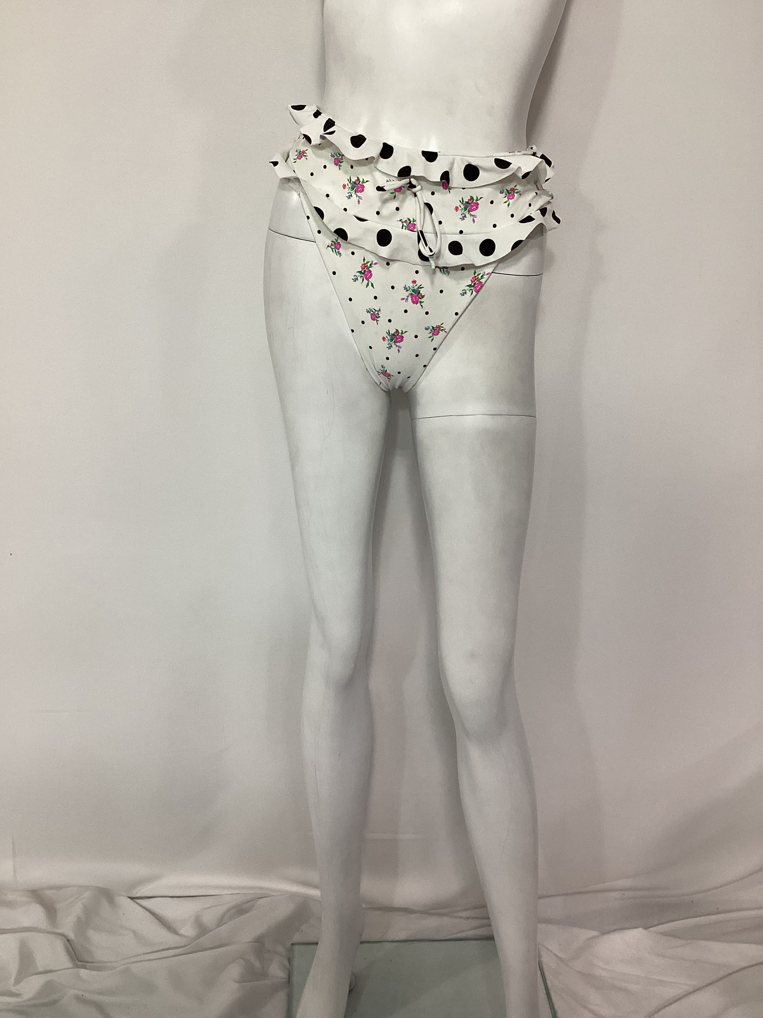 Rosewater Highwaist Bottom - Image 3