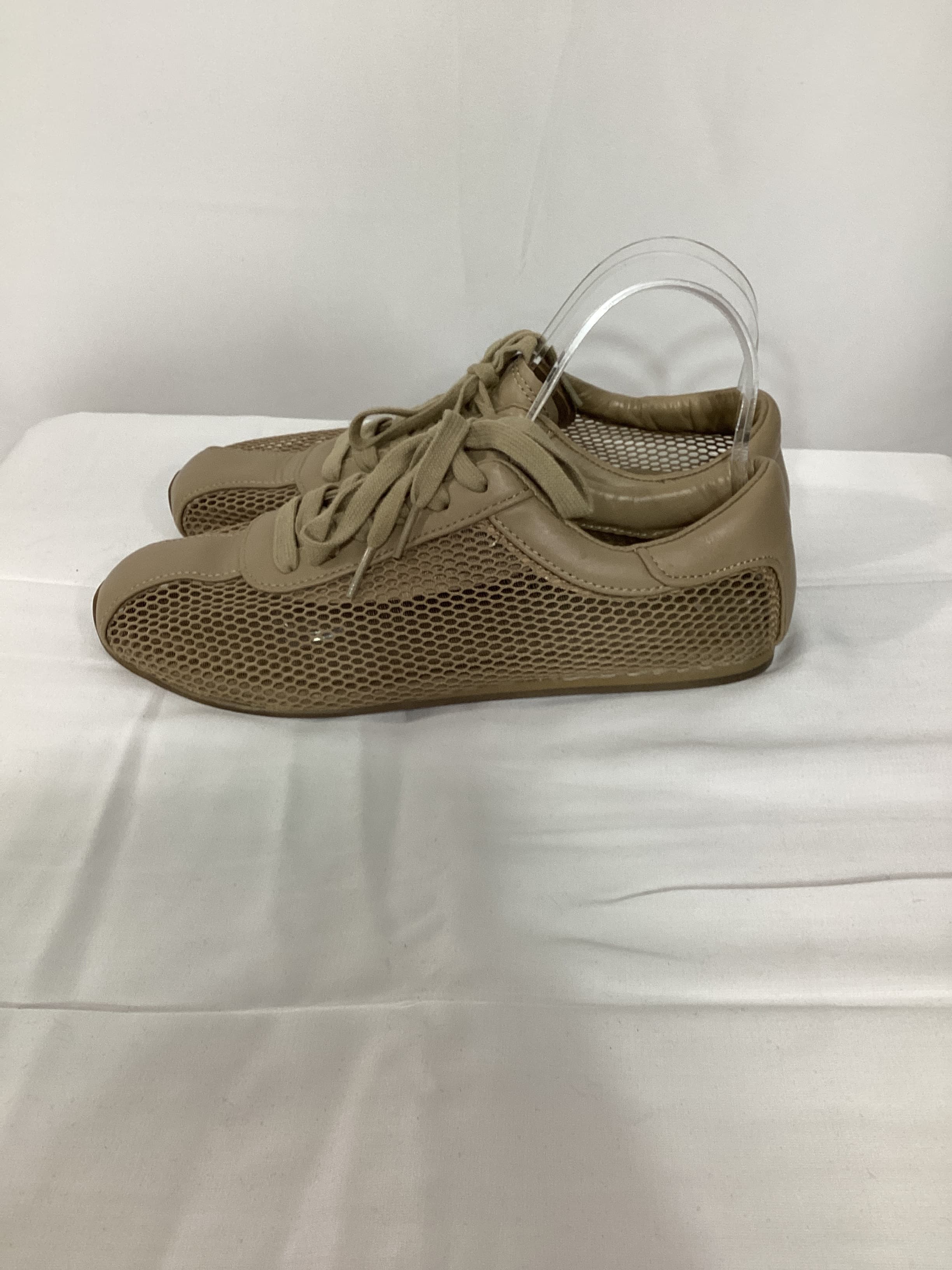Mesh Sneakers - Image 2