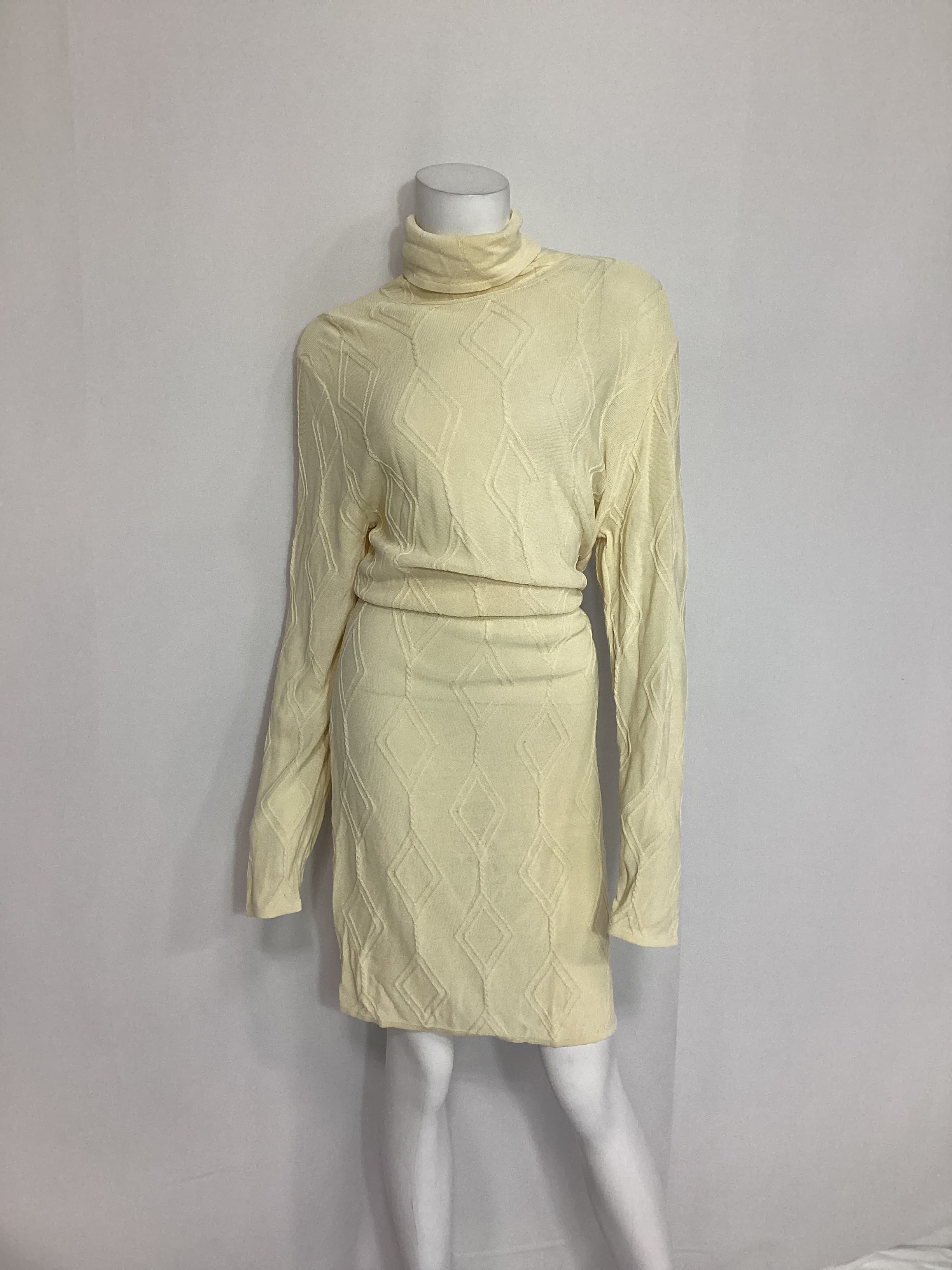 Nayeli Dress In Cannoli Creme - Image 2