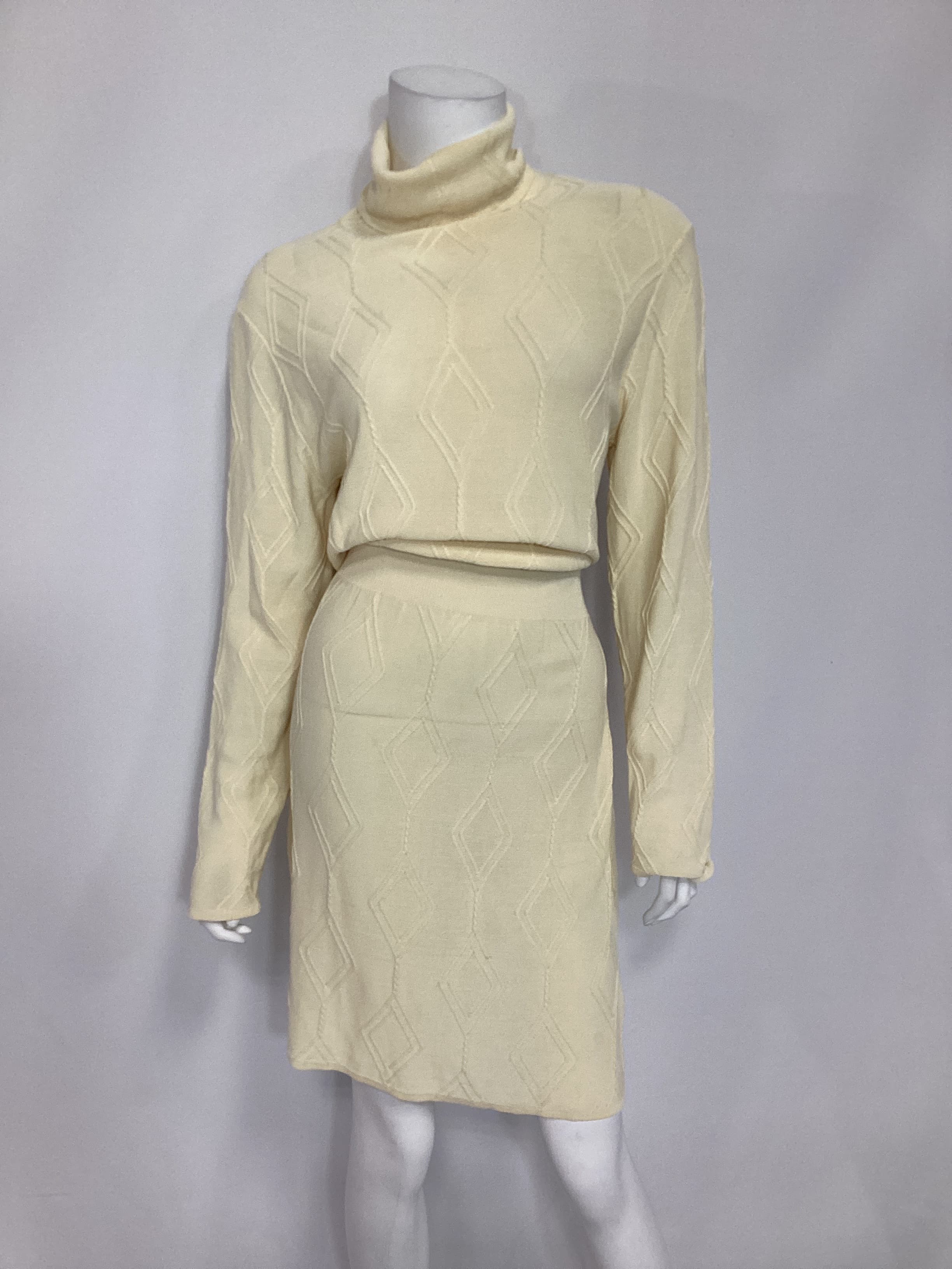 Nayeli Dress In Cannoli Creme - Image 3