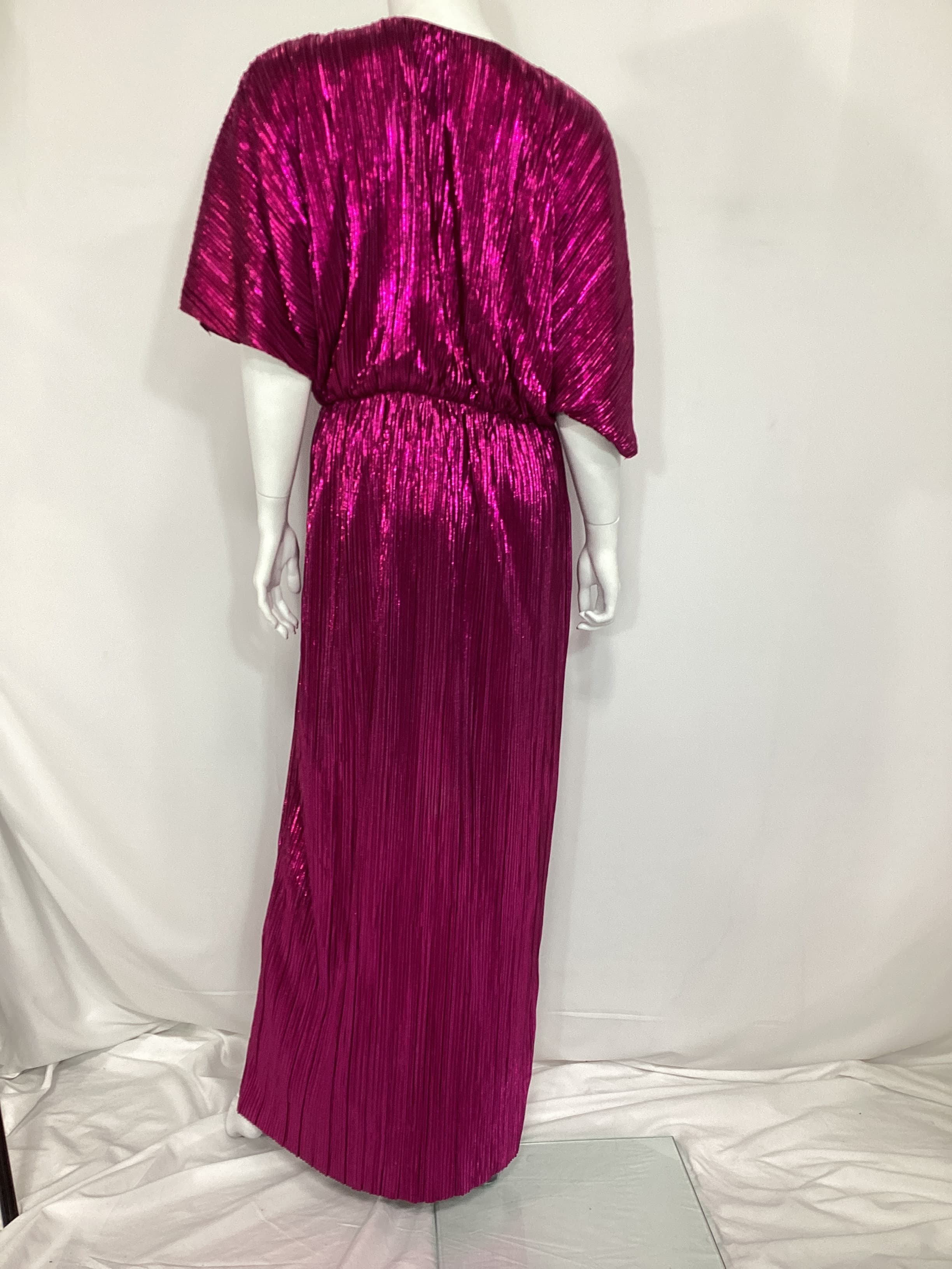 House Of Harlow 1960 X Revolve Sabrina Dress In Fuchsia - Image 4