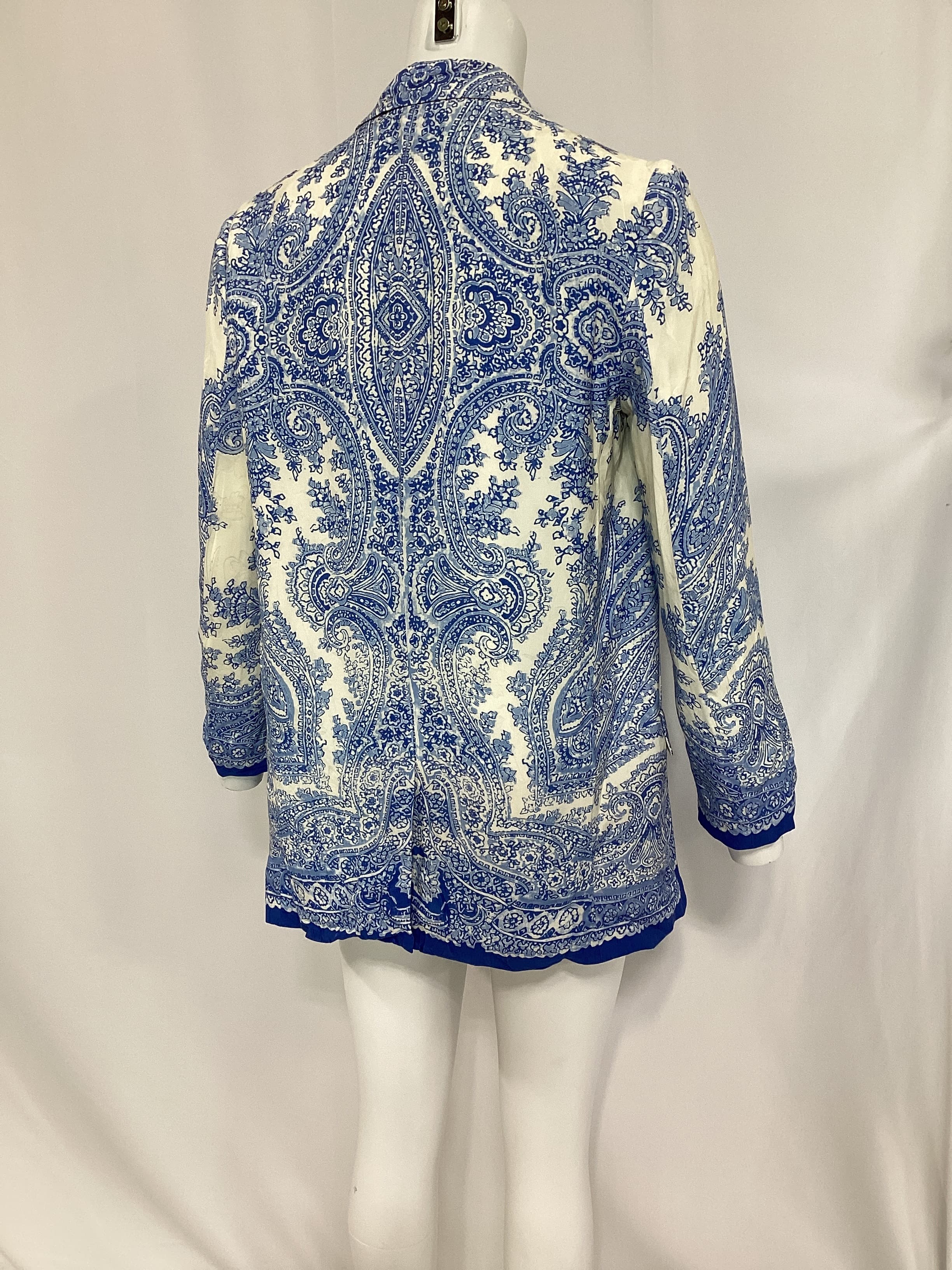 Aleida Rafaella Blazer In Blue & White - Image 2