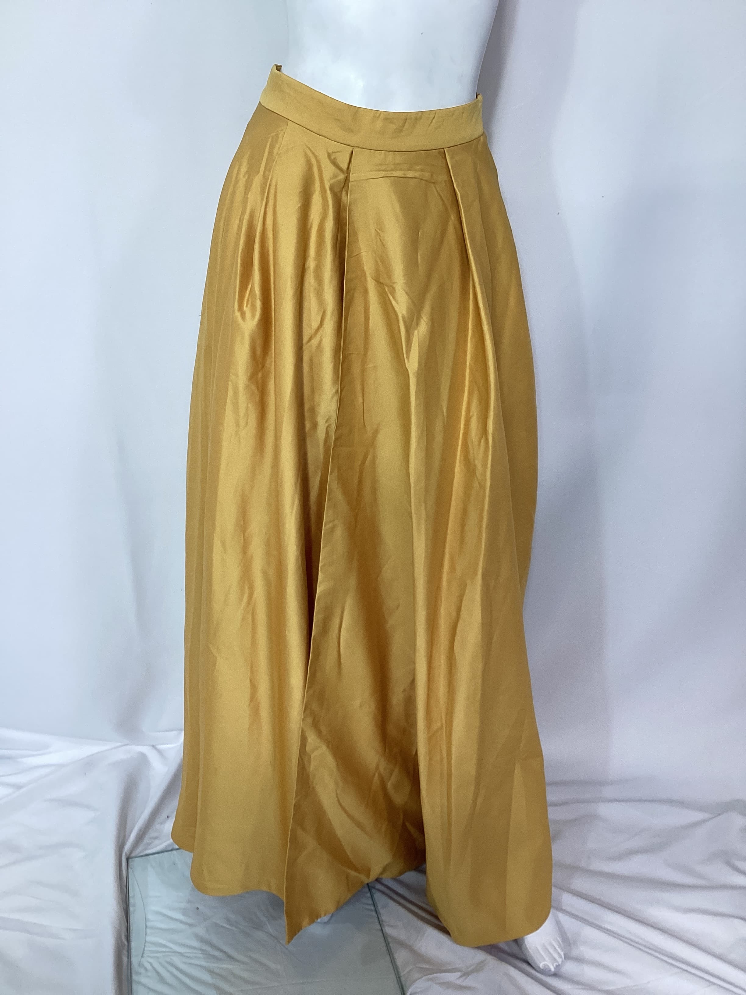 Nikita Mhaisalkar High-Slit Maxi Skirt - Image 2