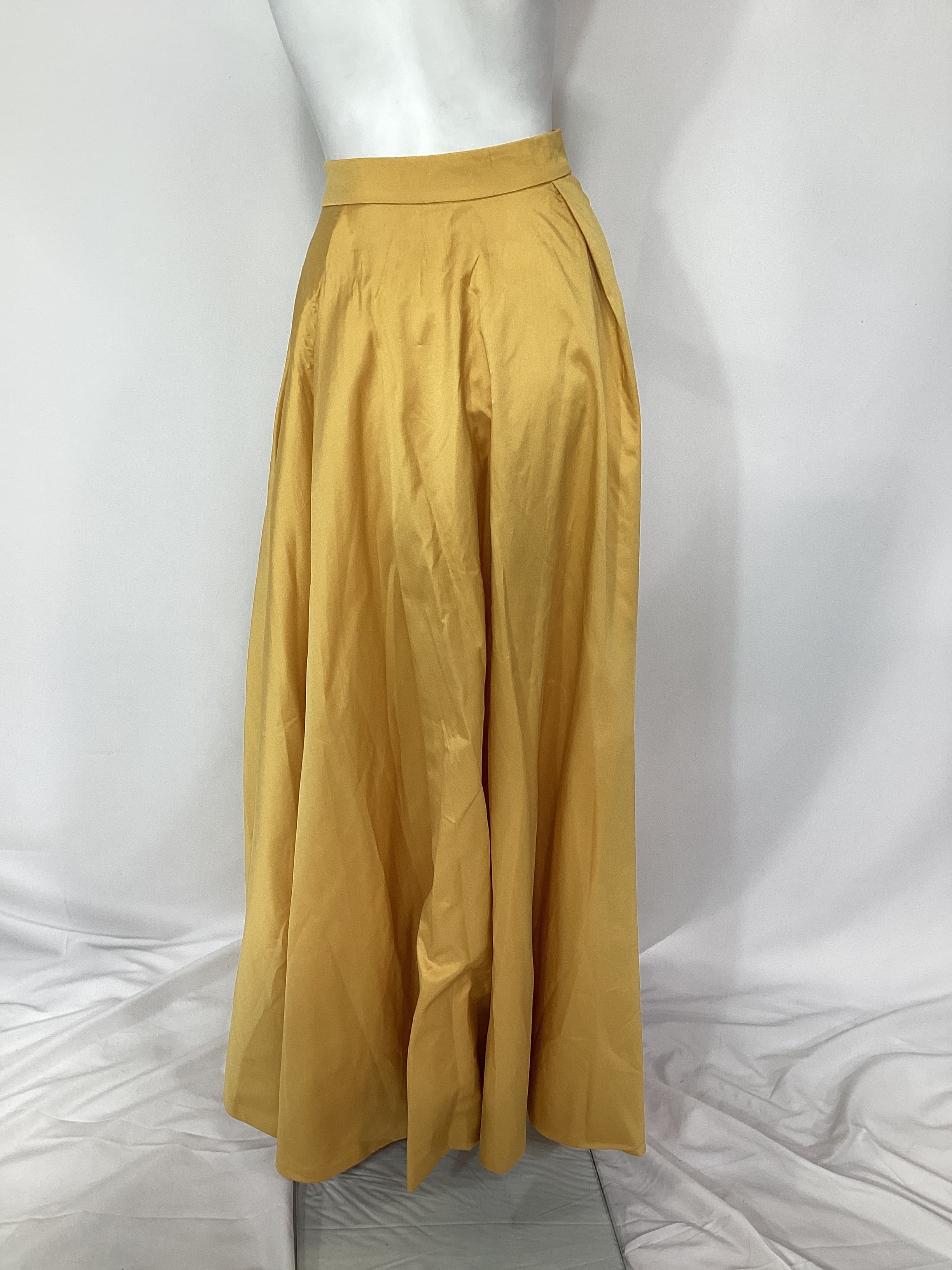 Nikita Mhaisalkar High-Slit Maxi Skirt - Image 4