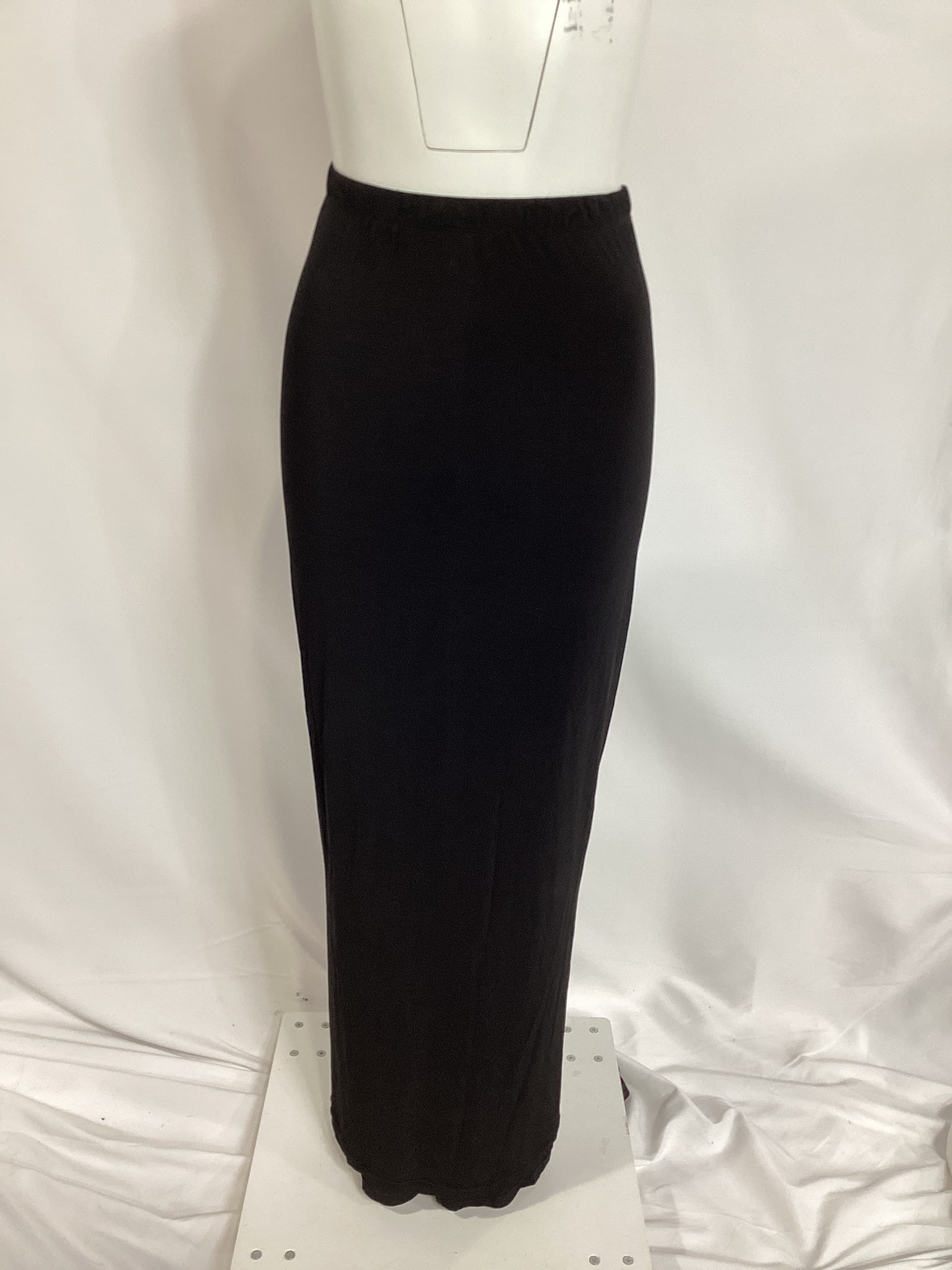 Stretch-Knit Maxi Skirt - Image 4