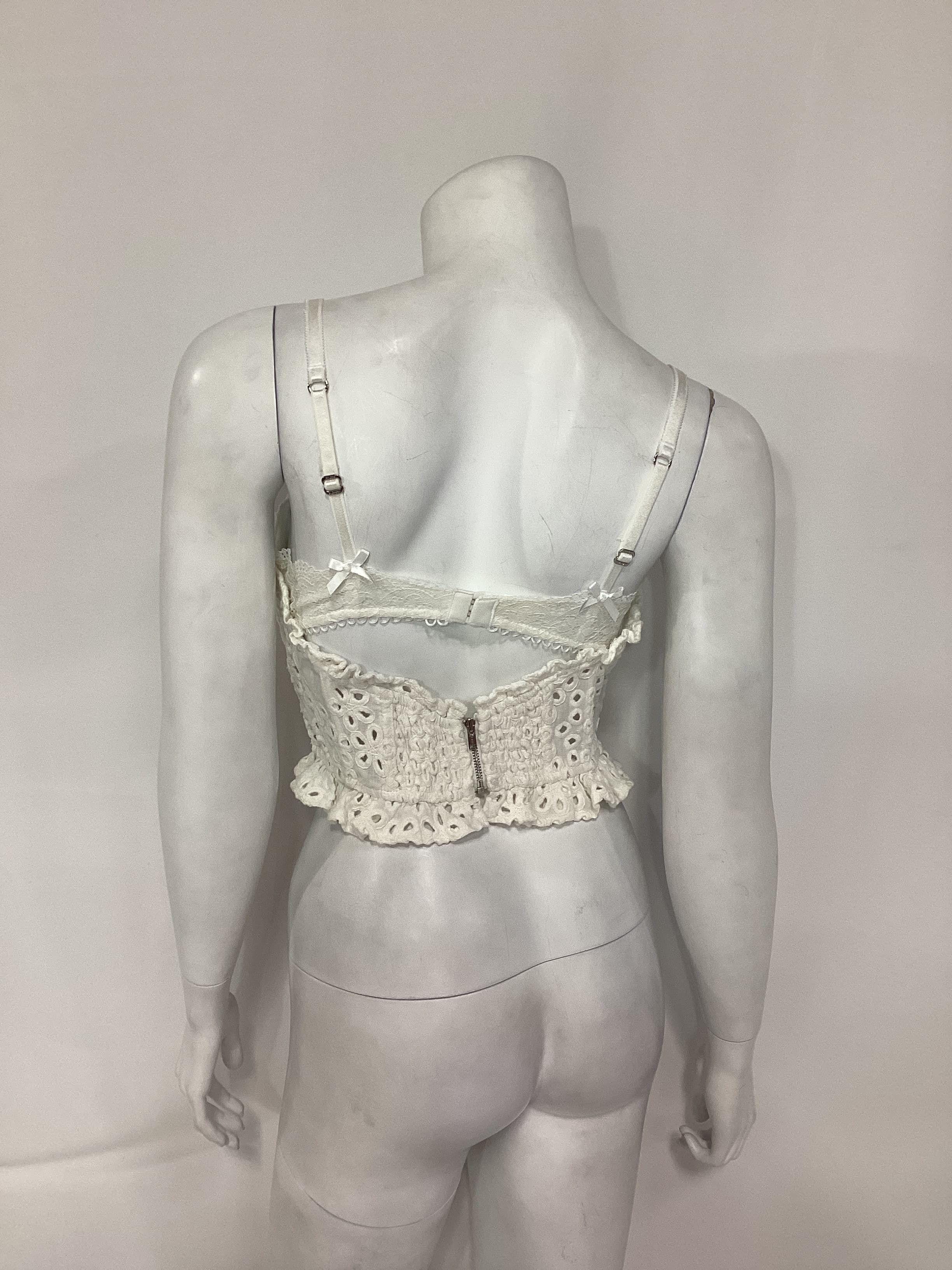 Sadie Corset Crop Top In White - Image 3