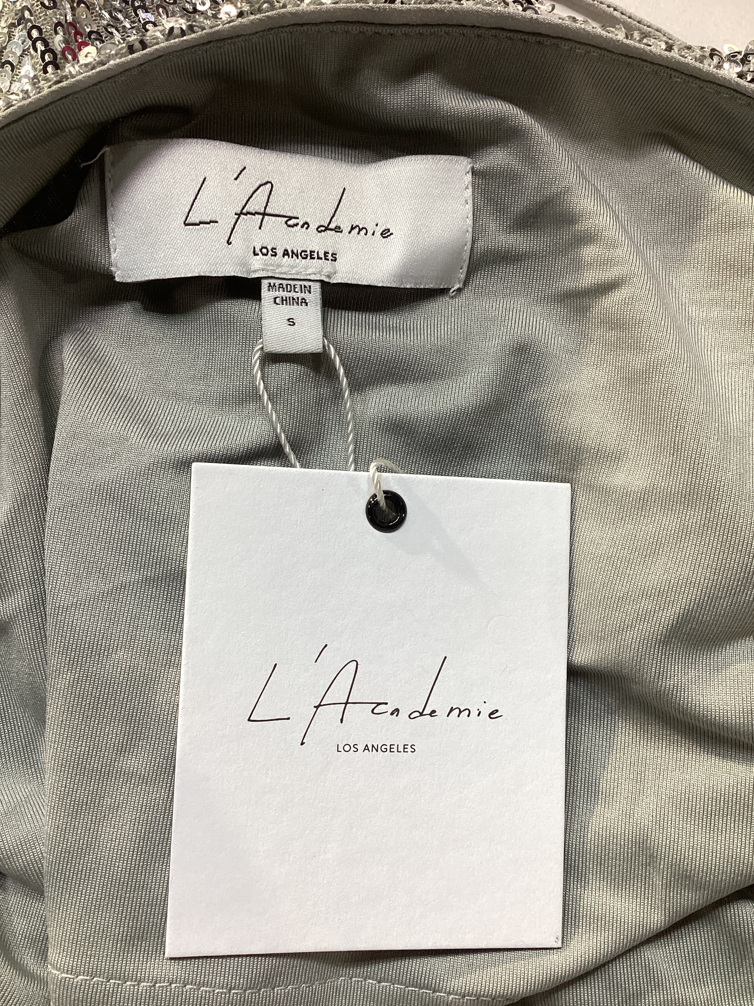 The Mazarine Top In Silver - Image 4