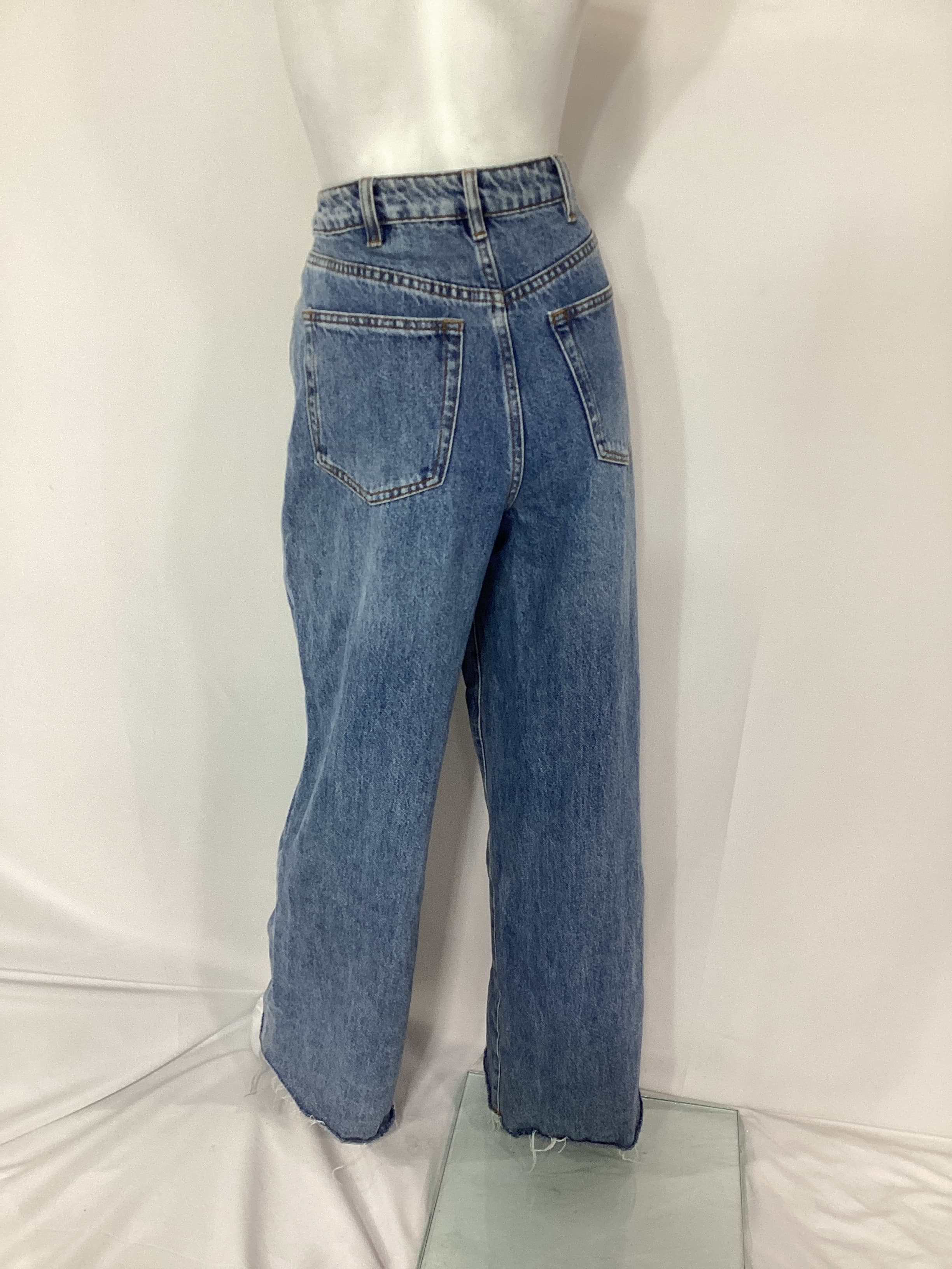 Wide Leg Jean In Denim Blue - Image 3