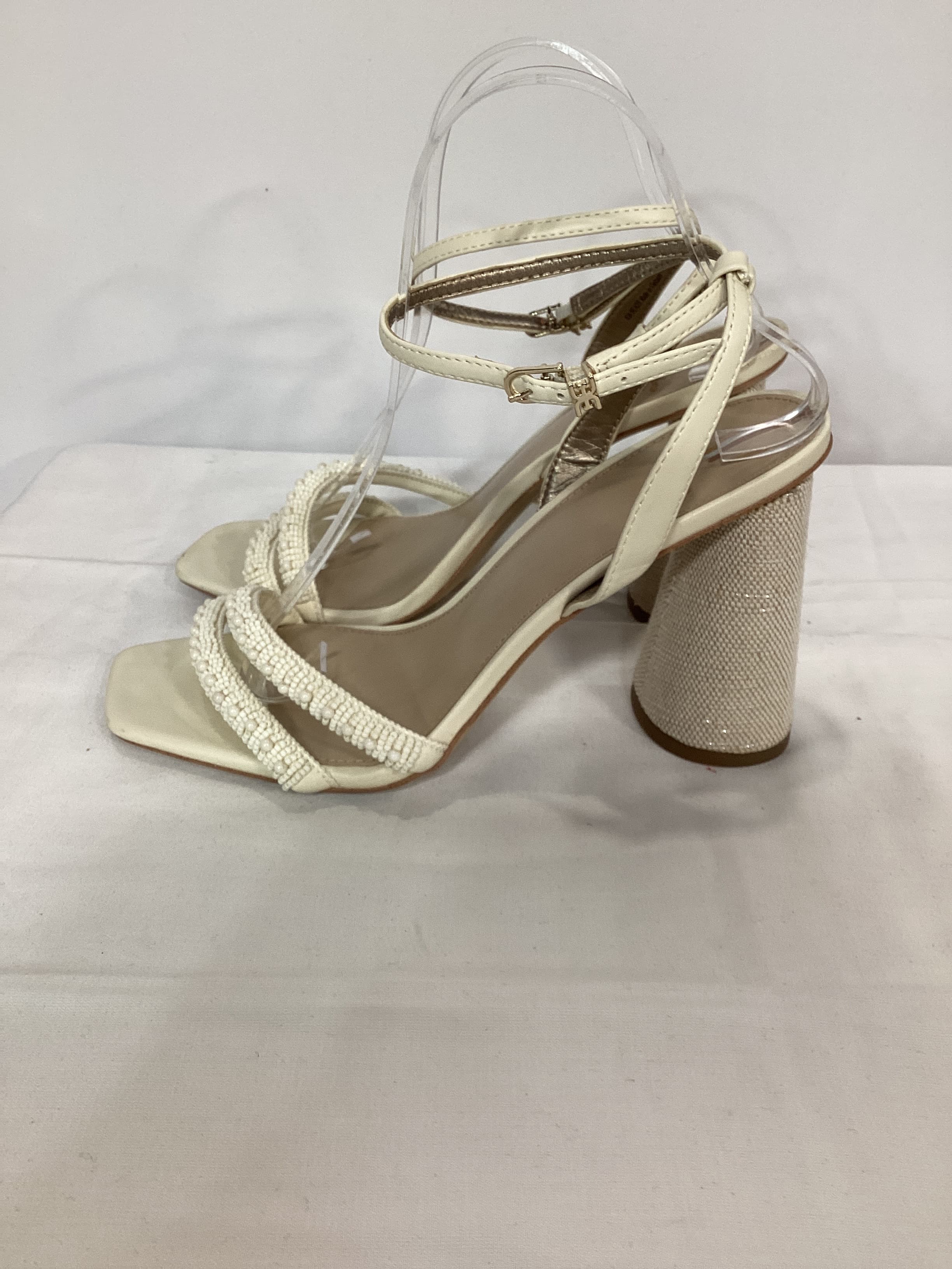 Kia Beads Sandal In Modern Ivory - Image 2