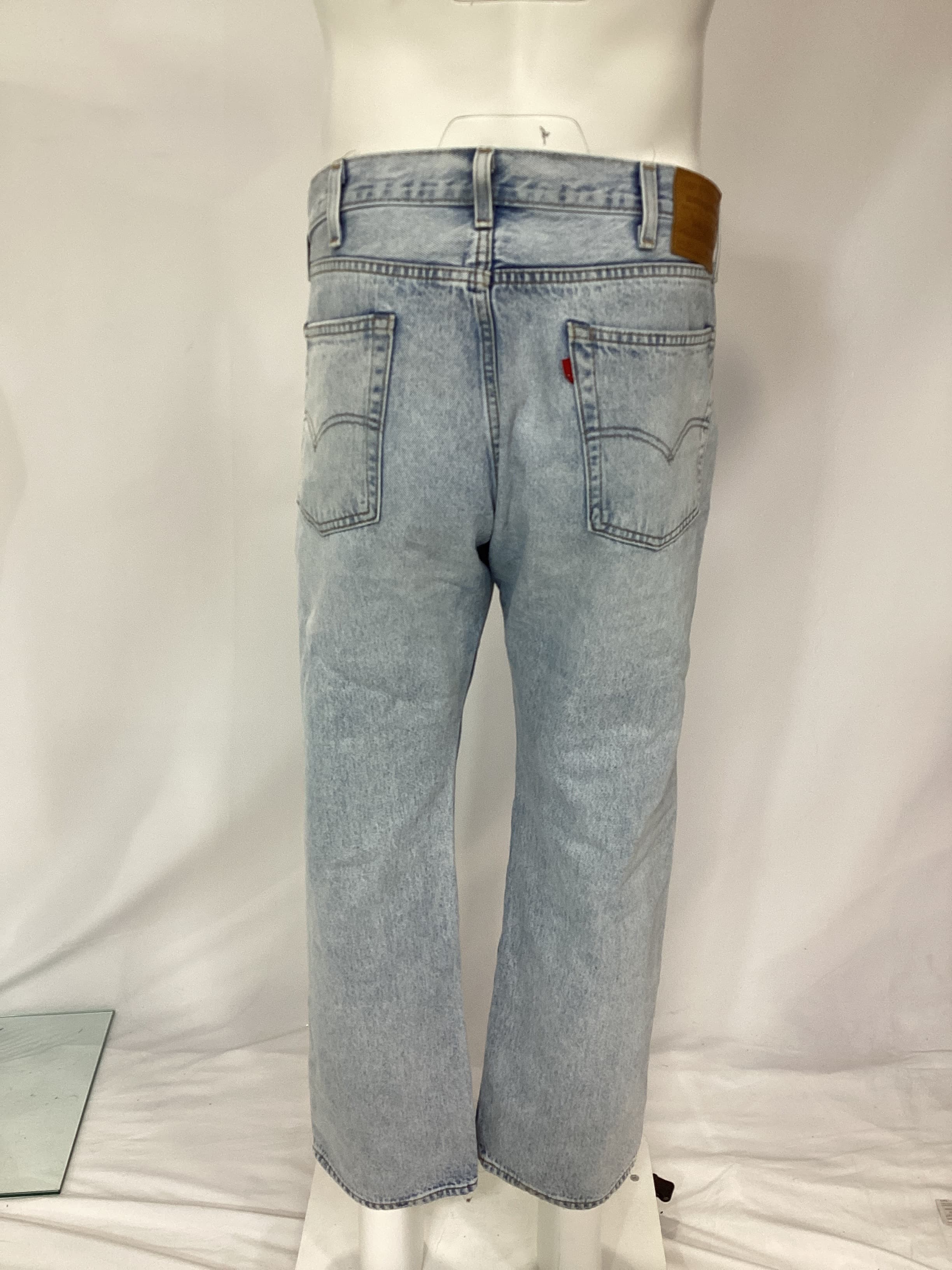 555 Relaxed Straight Men's Jeans - Image 2