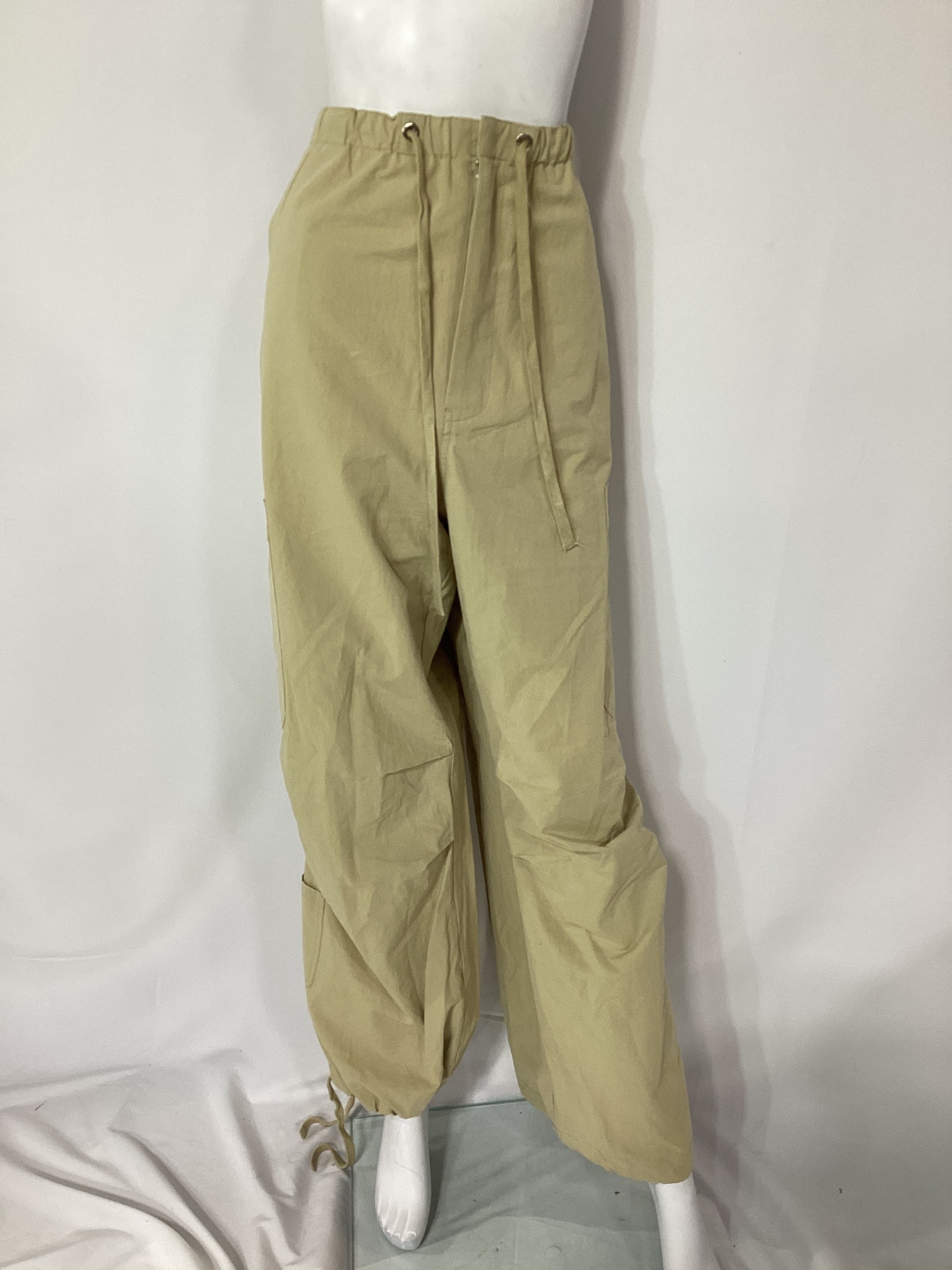 Lexi Cargo Pants In Light Khaki - Image 3