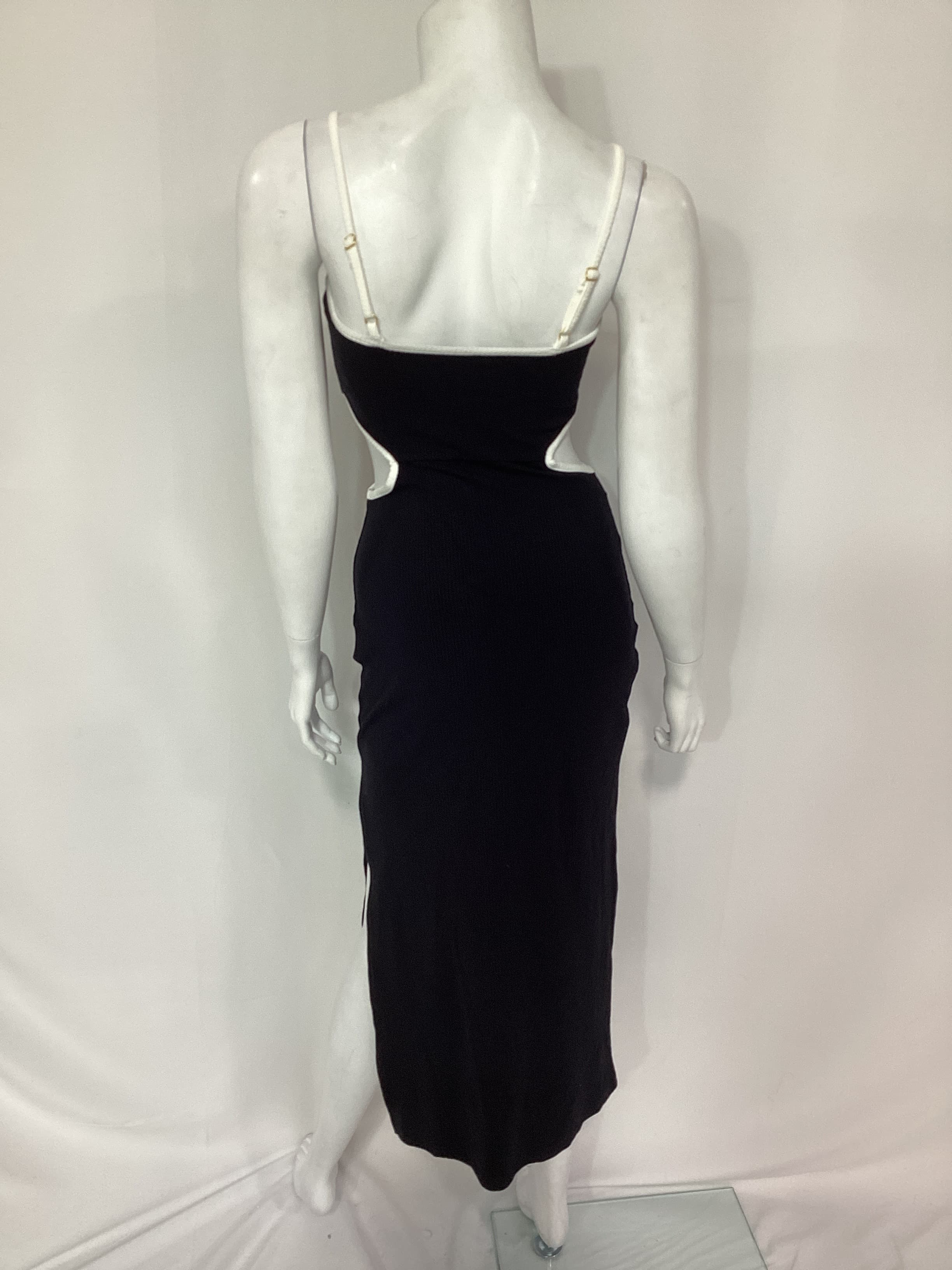 Libra Dress In Black & Cream - Image 2