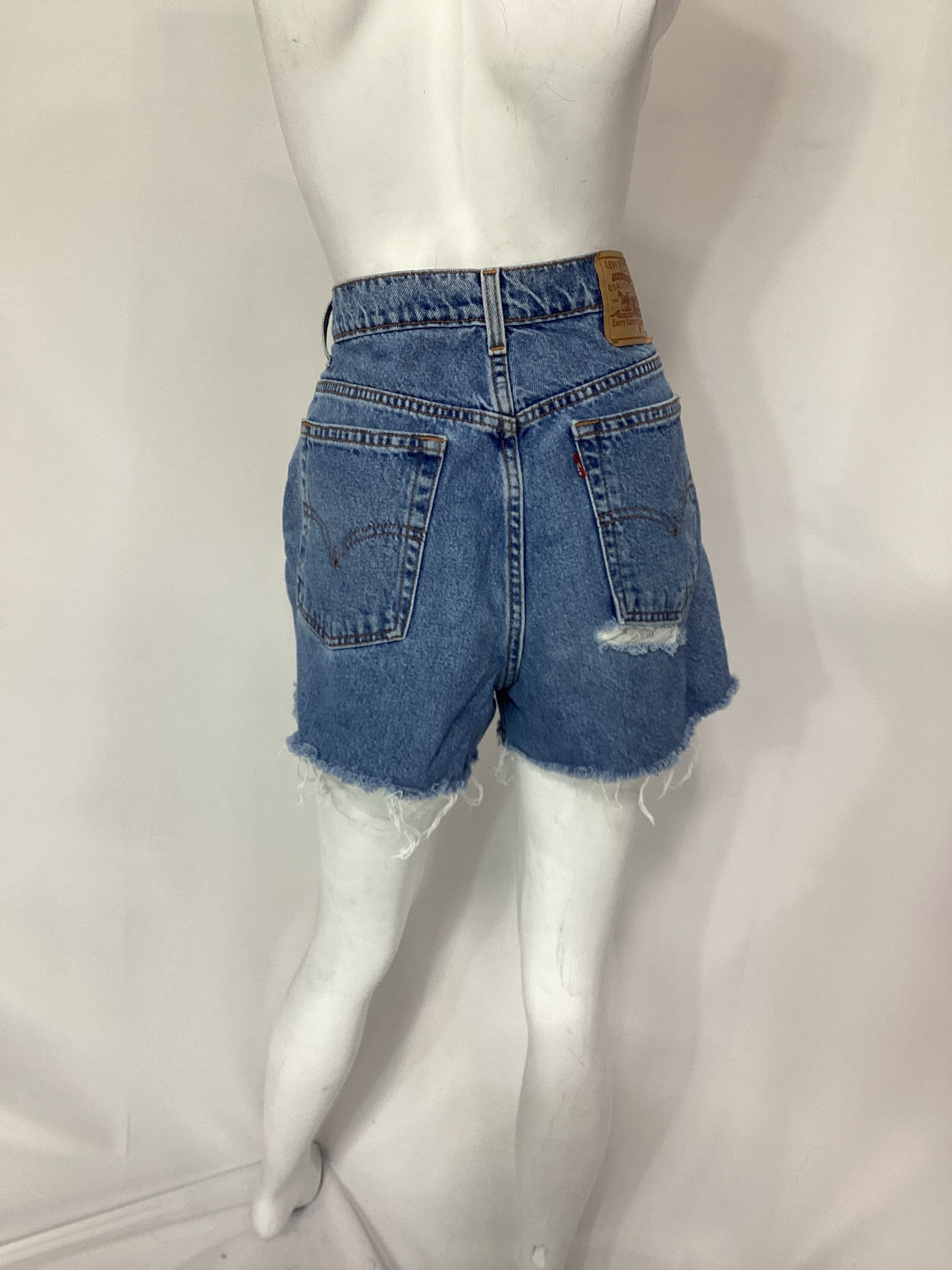 Ali Relaxed Short In Medium Dark - Image 2