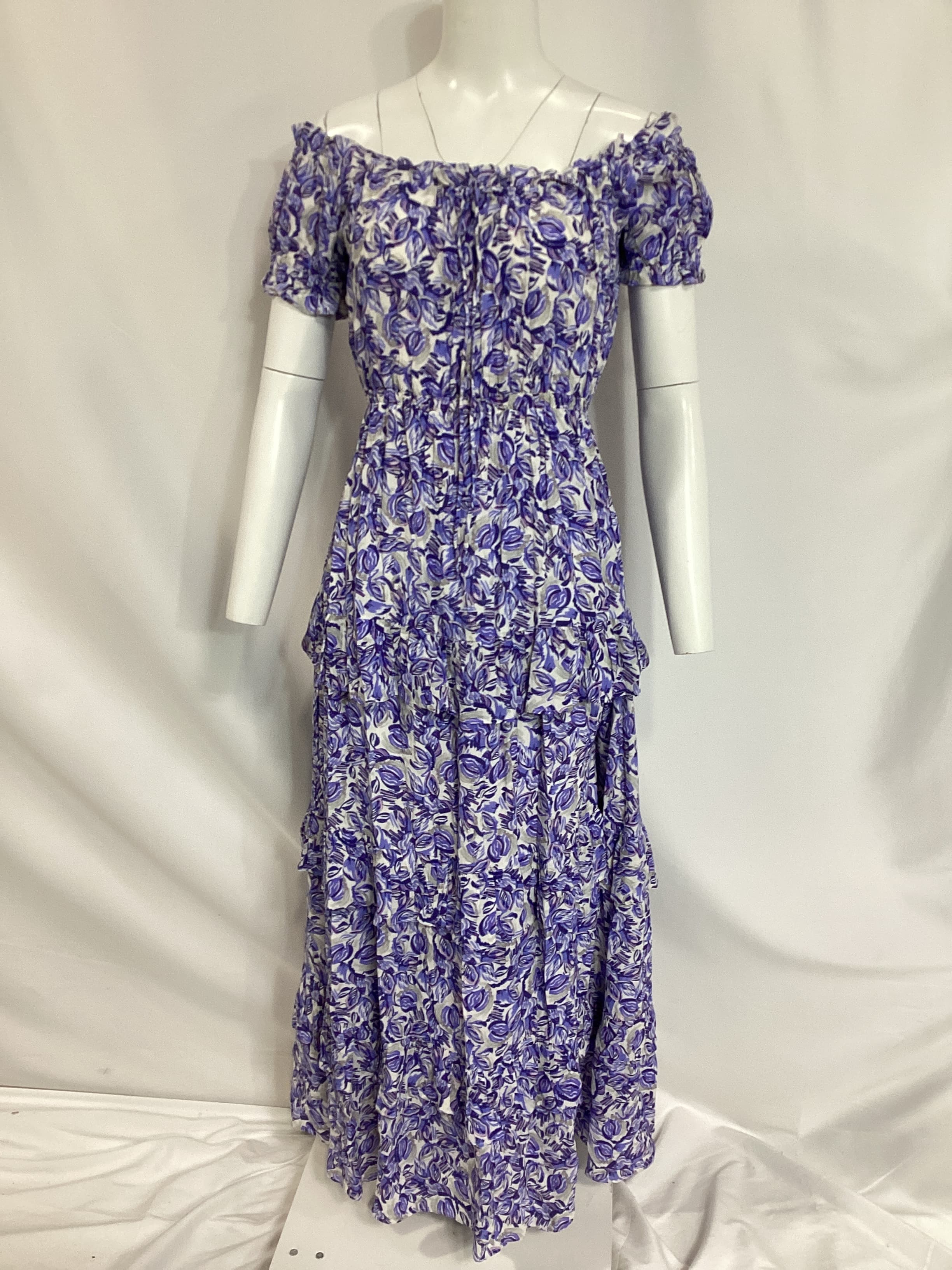 Viona Dress In Blue & White Multi - Image 3