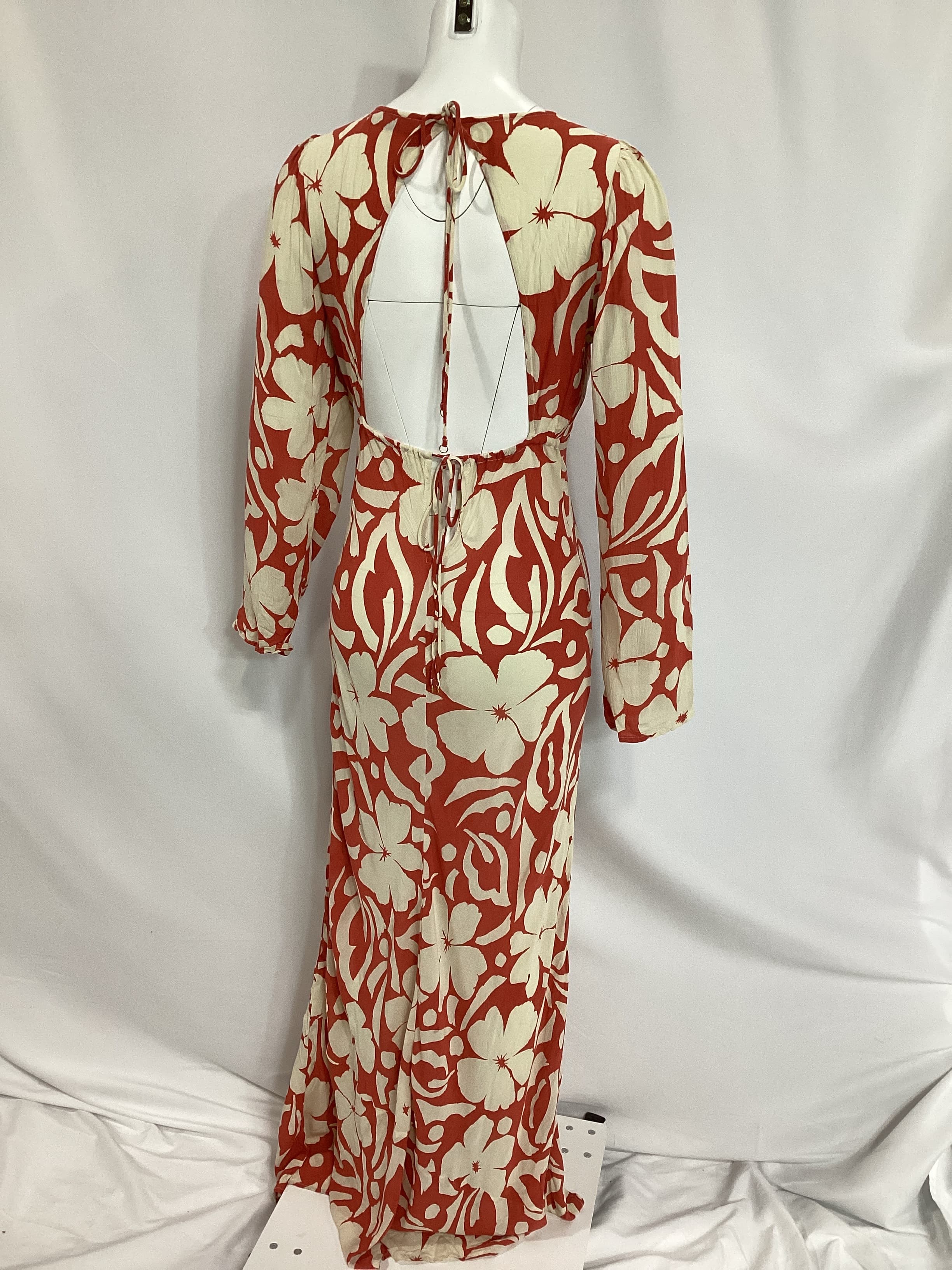 Shiva Maxi Dress In Pavito Floral - Image 2