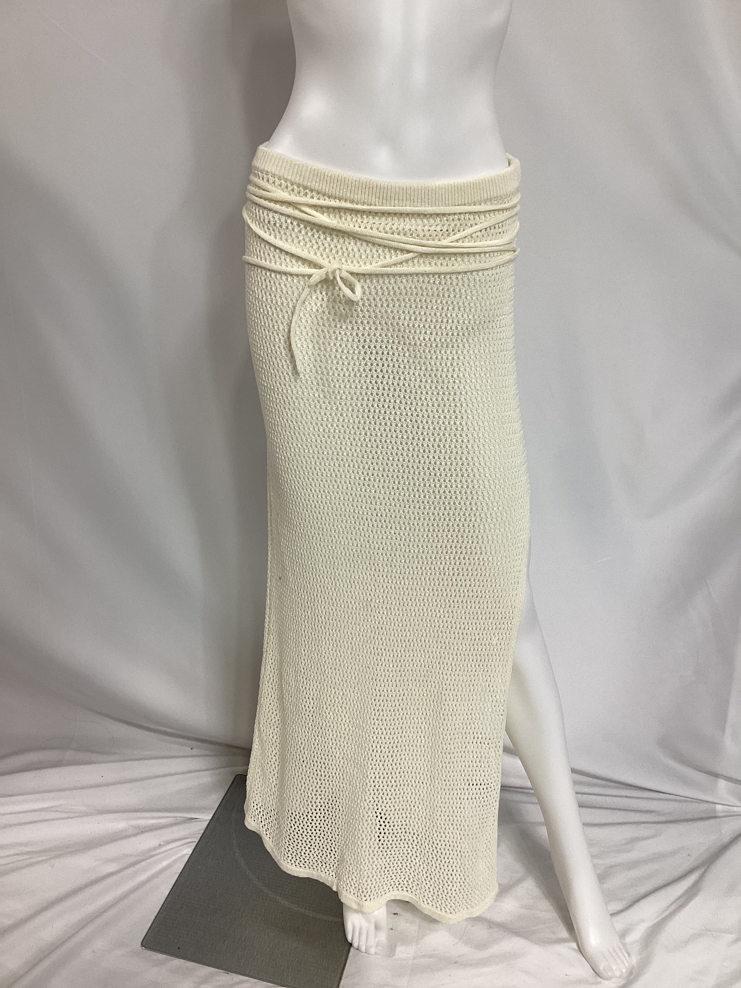 Soline Midi Skirt In Ivory - Image 2