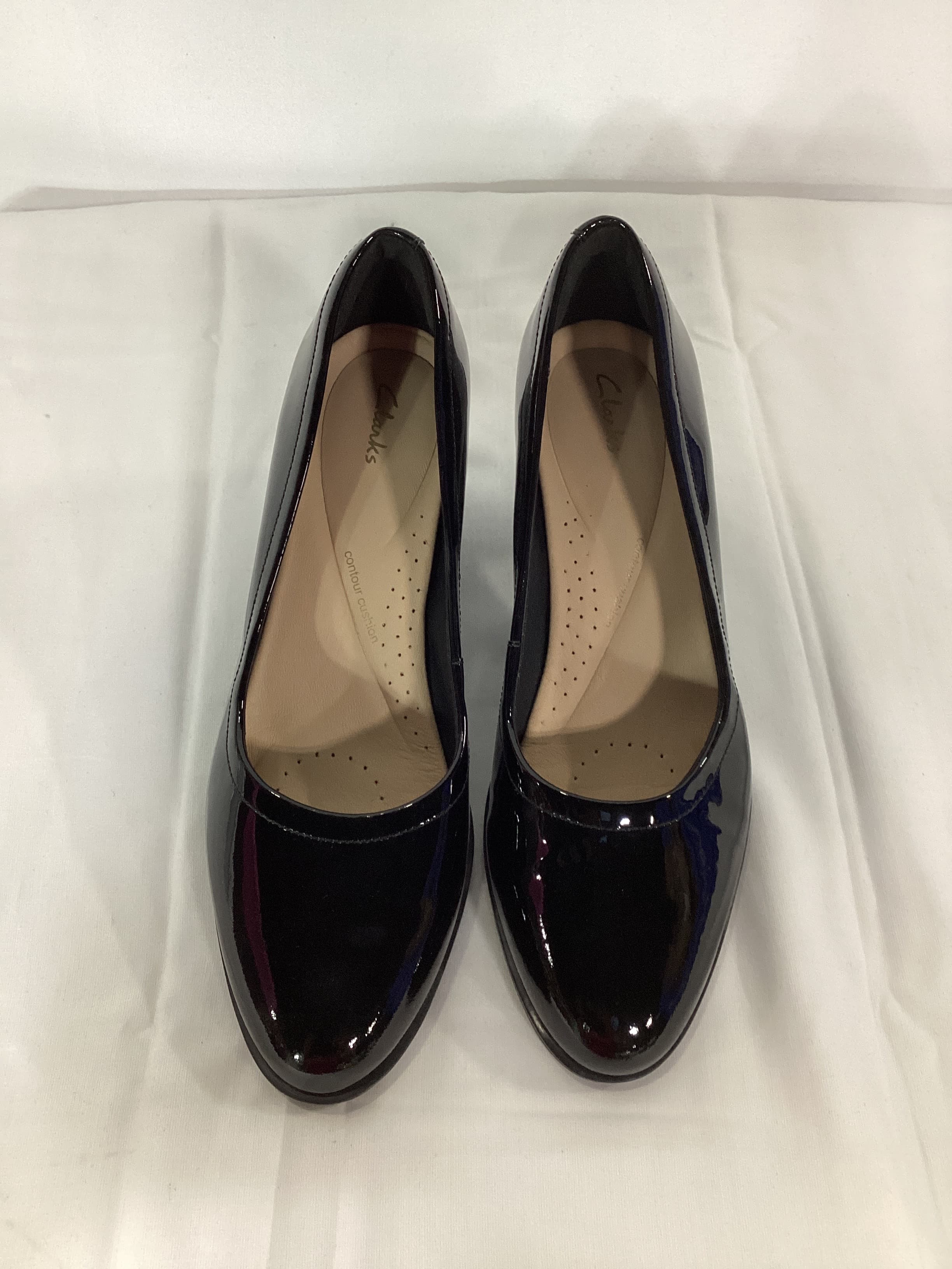Clarks Freva55 Court Pump - Image 3