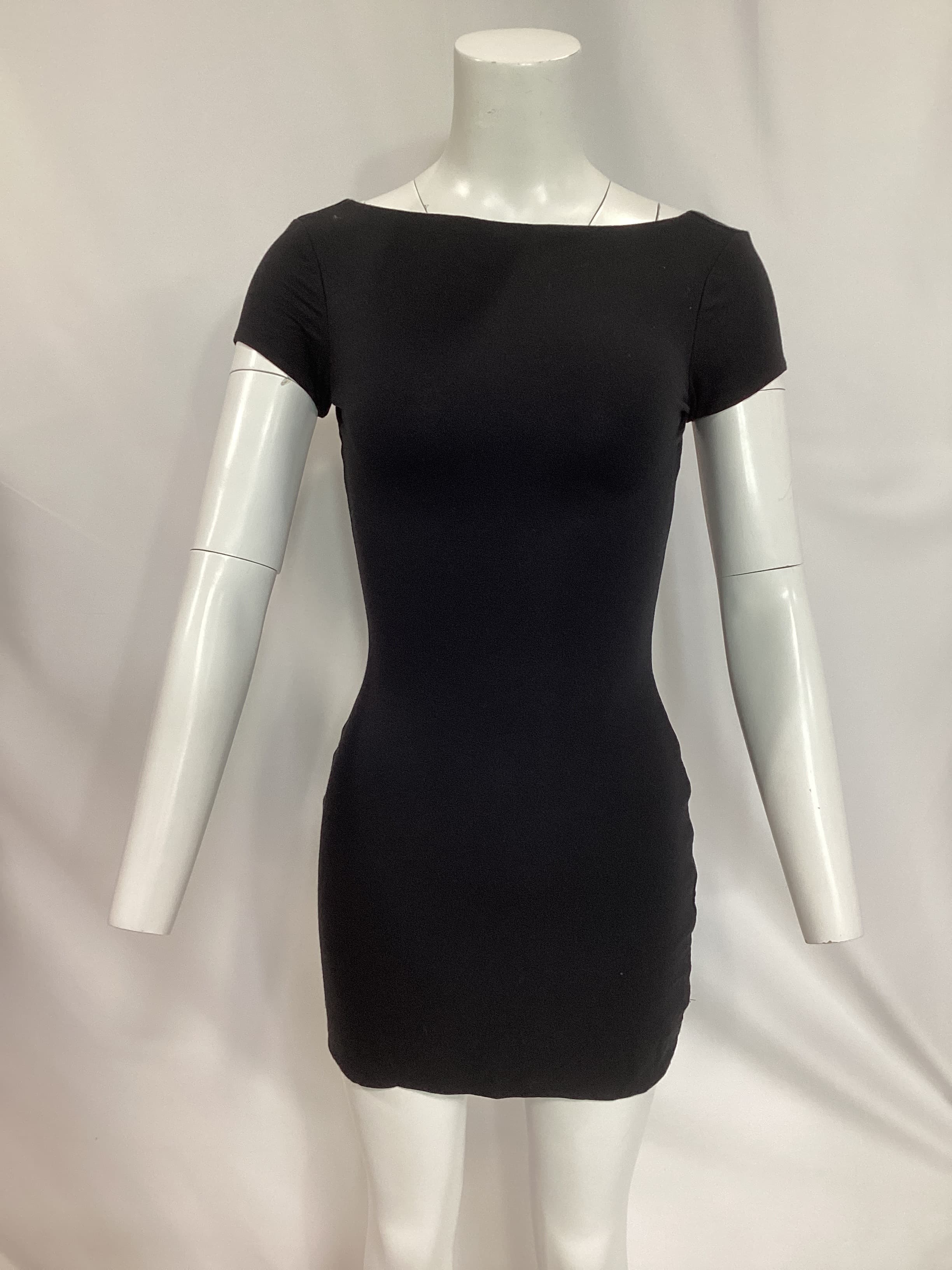 Rhae Dress In Noir - Image 3