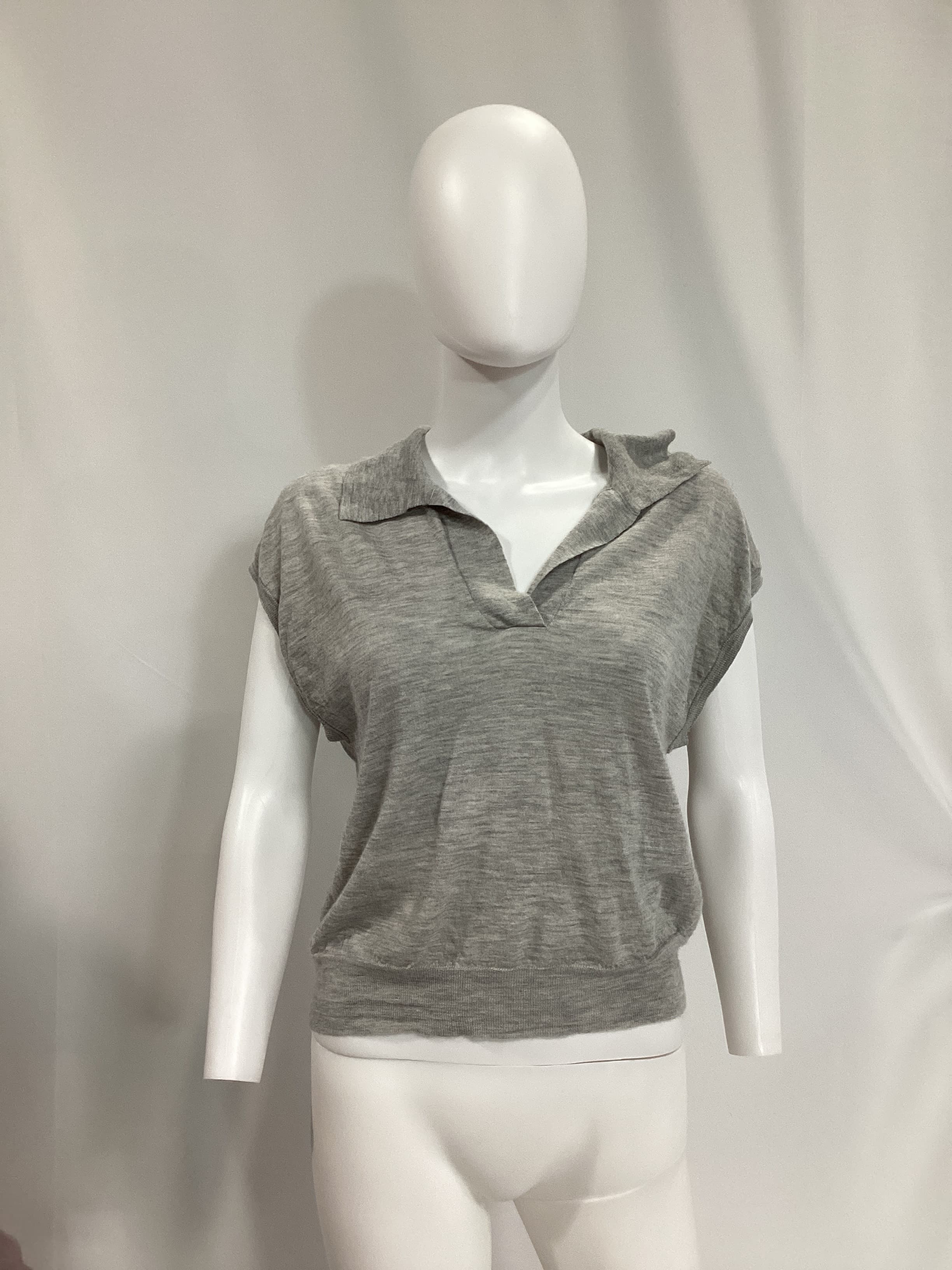 V-Neck Polo In Grey - Image 2