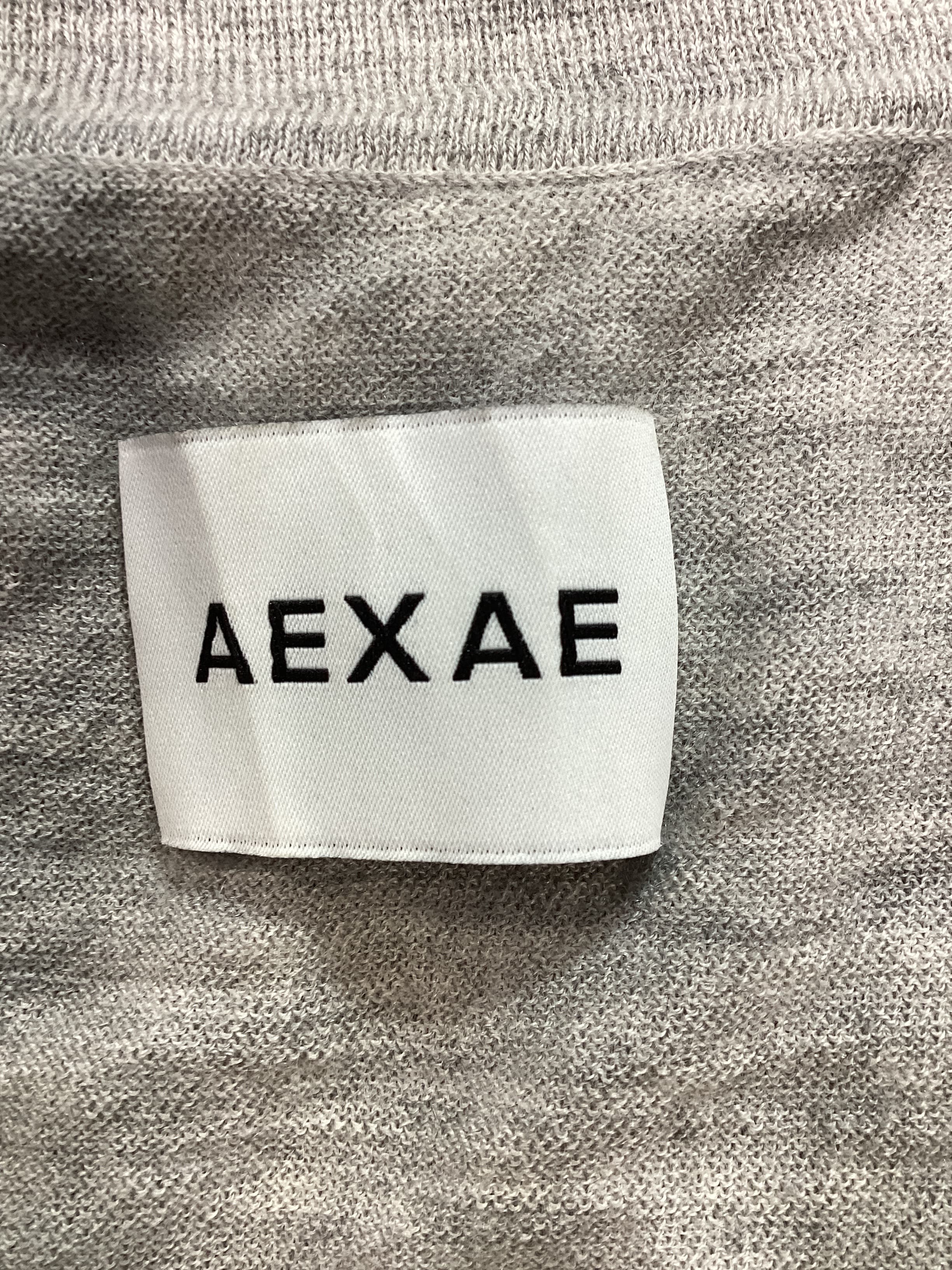V-Neck Polo In Grey - Image 3