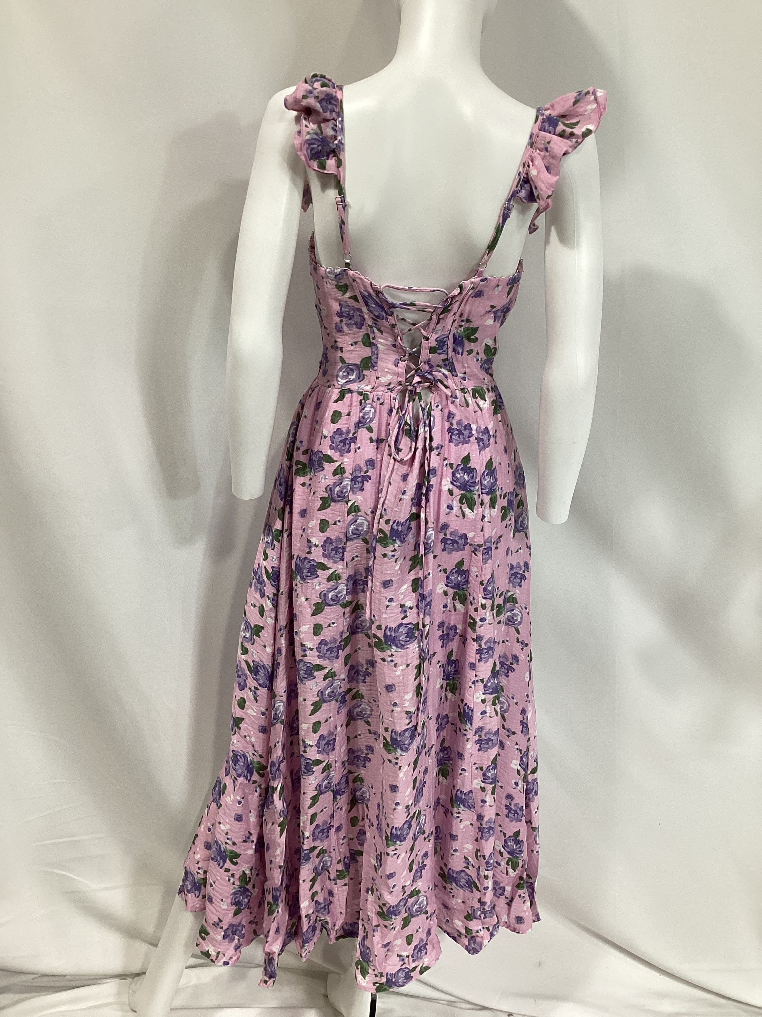 Wedelia Dress In Purple Floral - Image 2