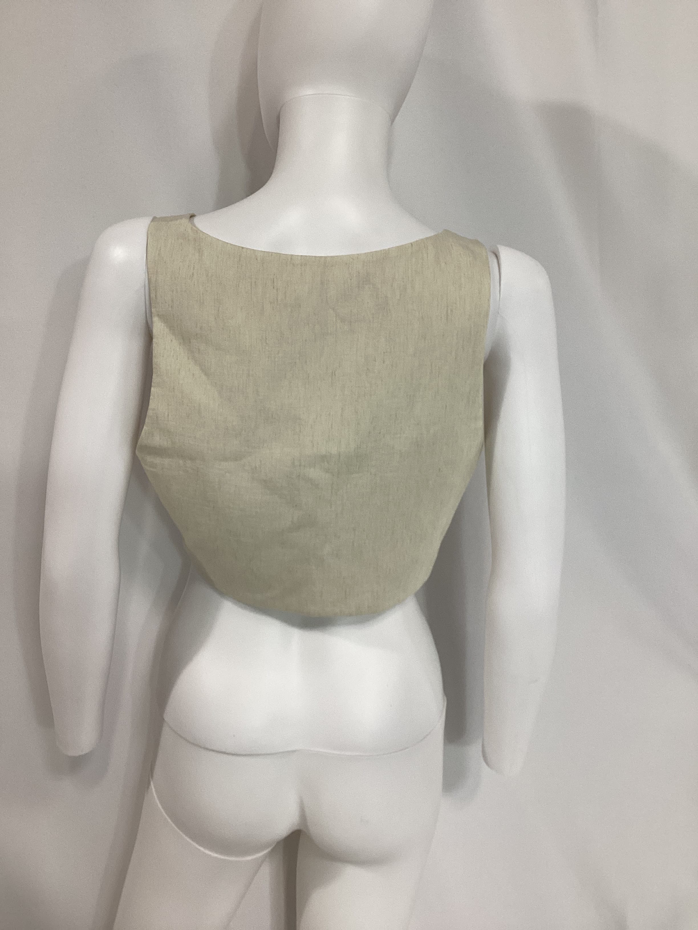 Ethan Cropped Vest In Beige - Image 3