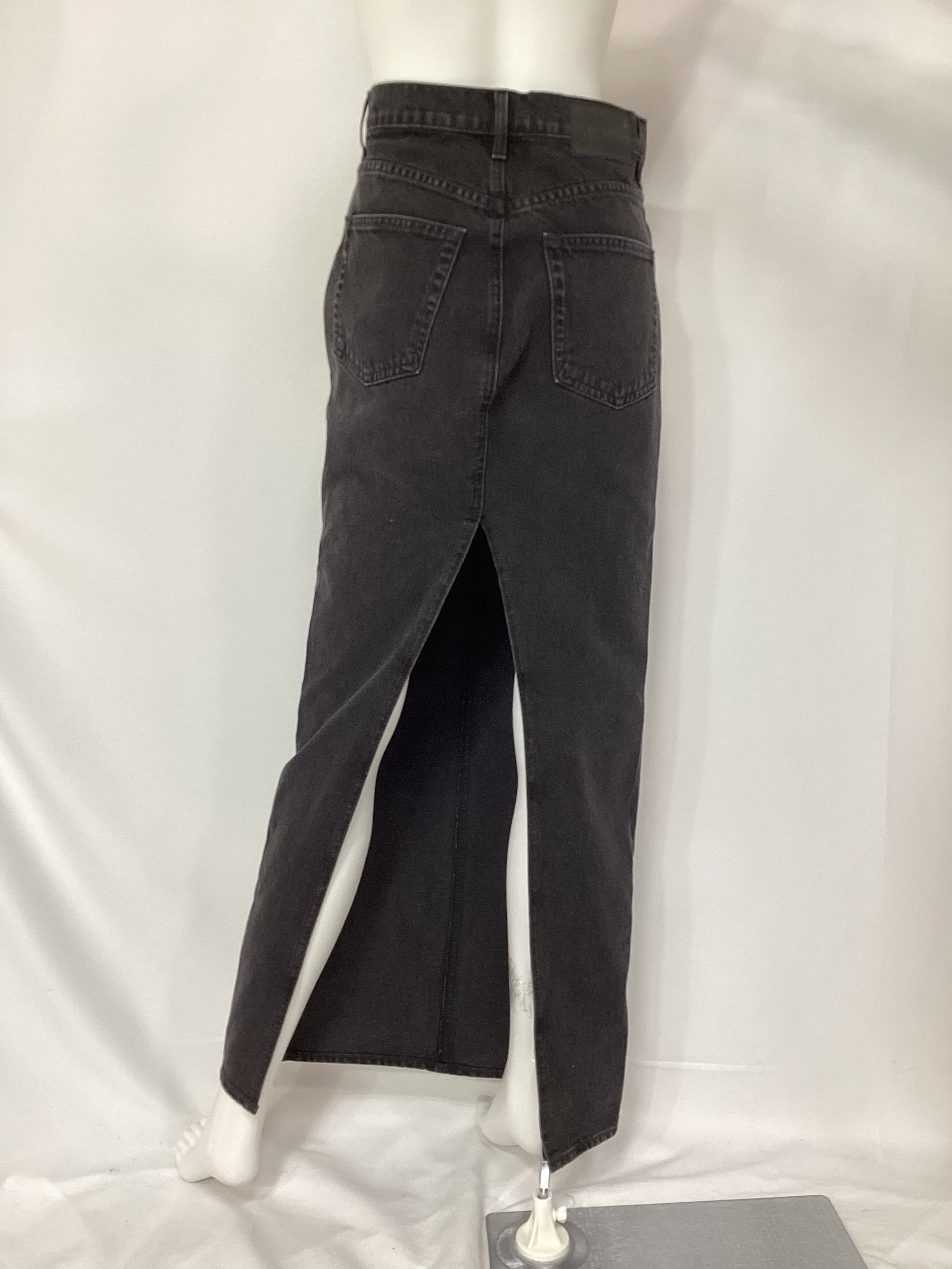 Amara Maxi Pencil Skirt With Back Slit In Loleta - Image 2