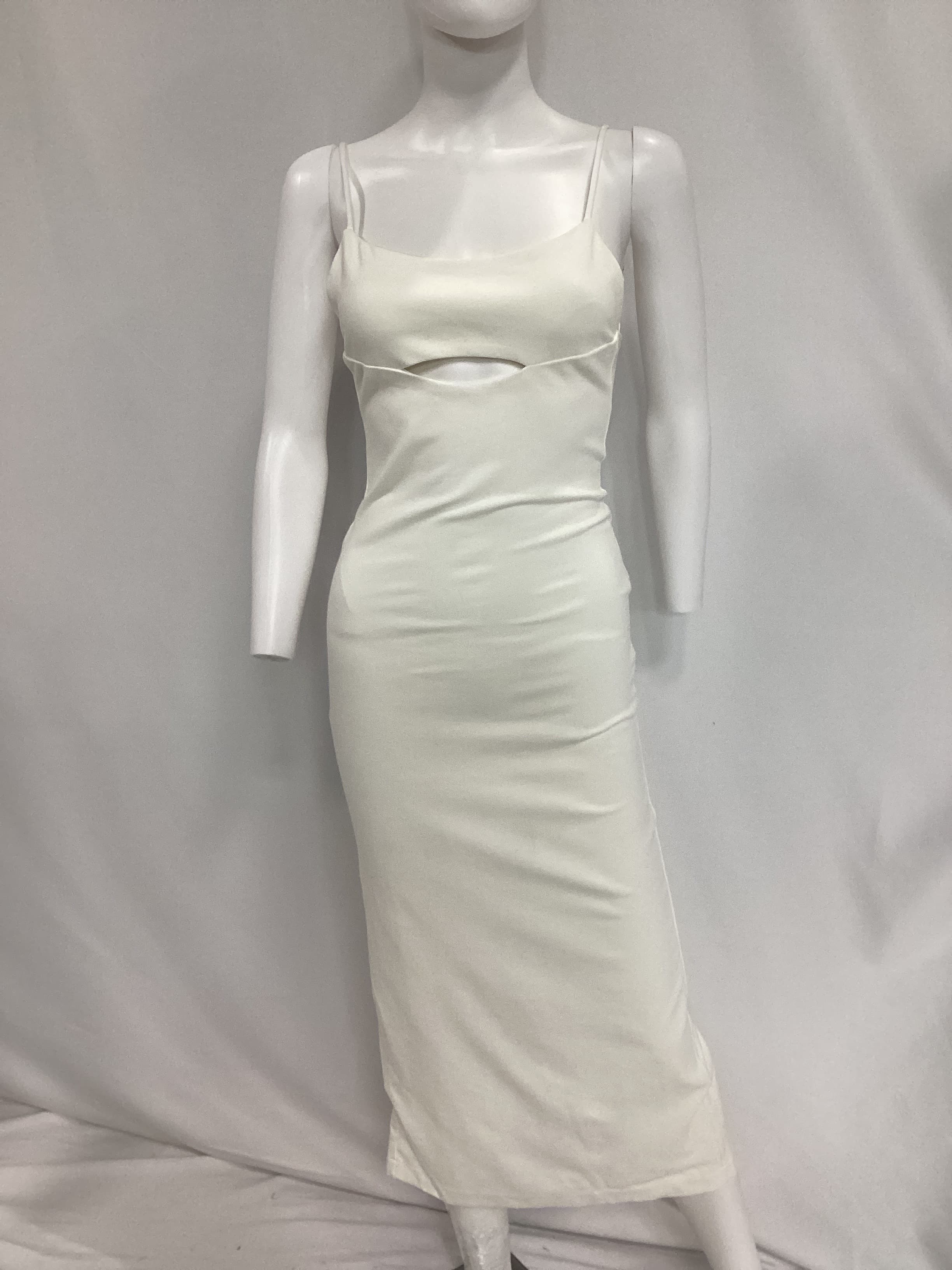 Flor Cut Out Midi Dress In White - Image 2