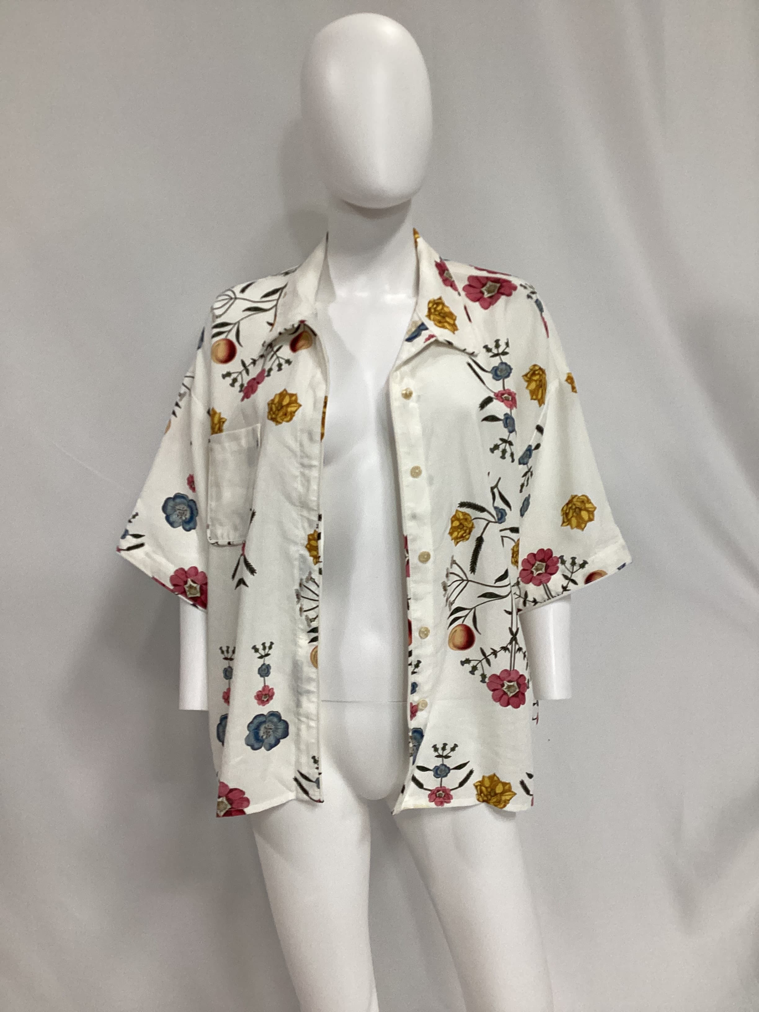 The Celesta Shirt In Dahlia Floral - Image 3