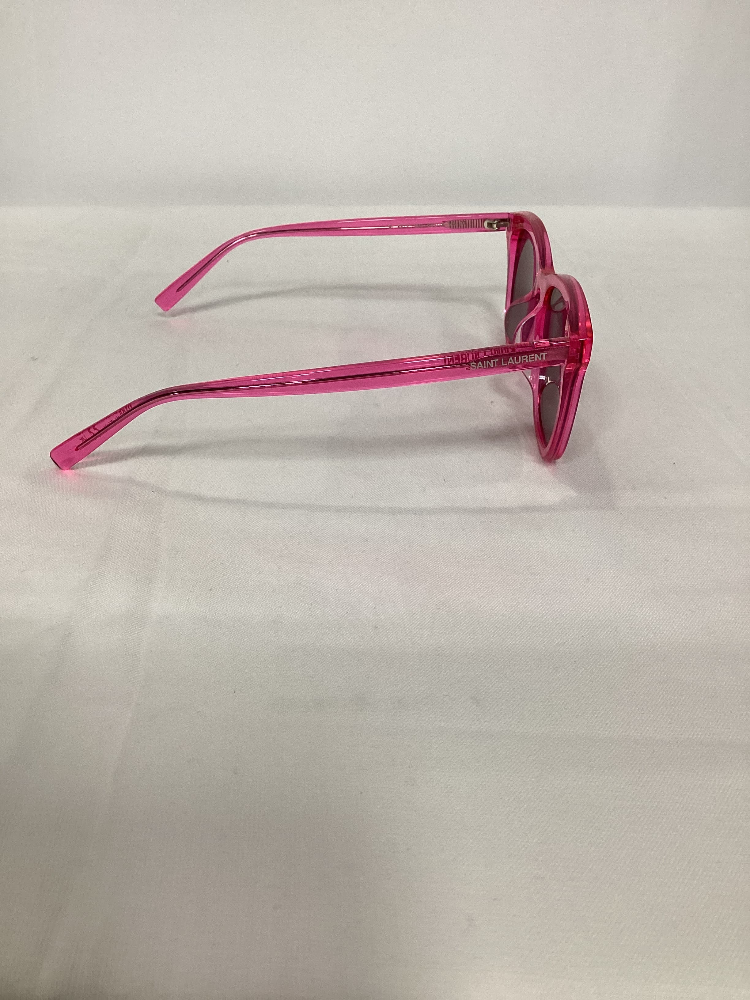 Sl 587/K New Classic Sunglasses - Image 2