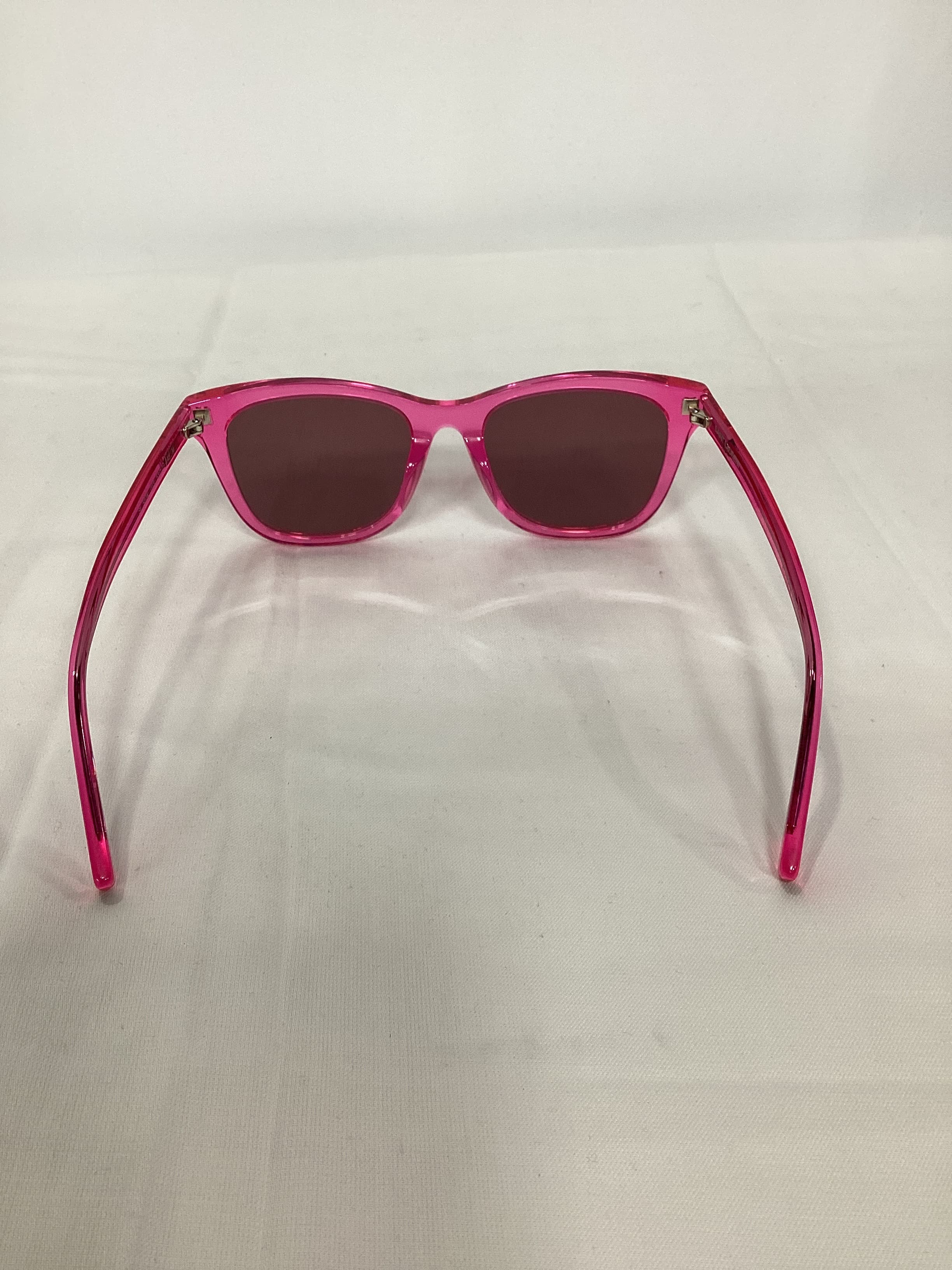 Sl 587/K New Classic Sunglasses - Image 3