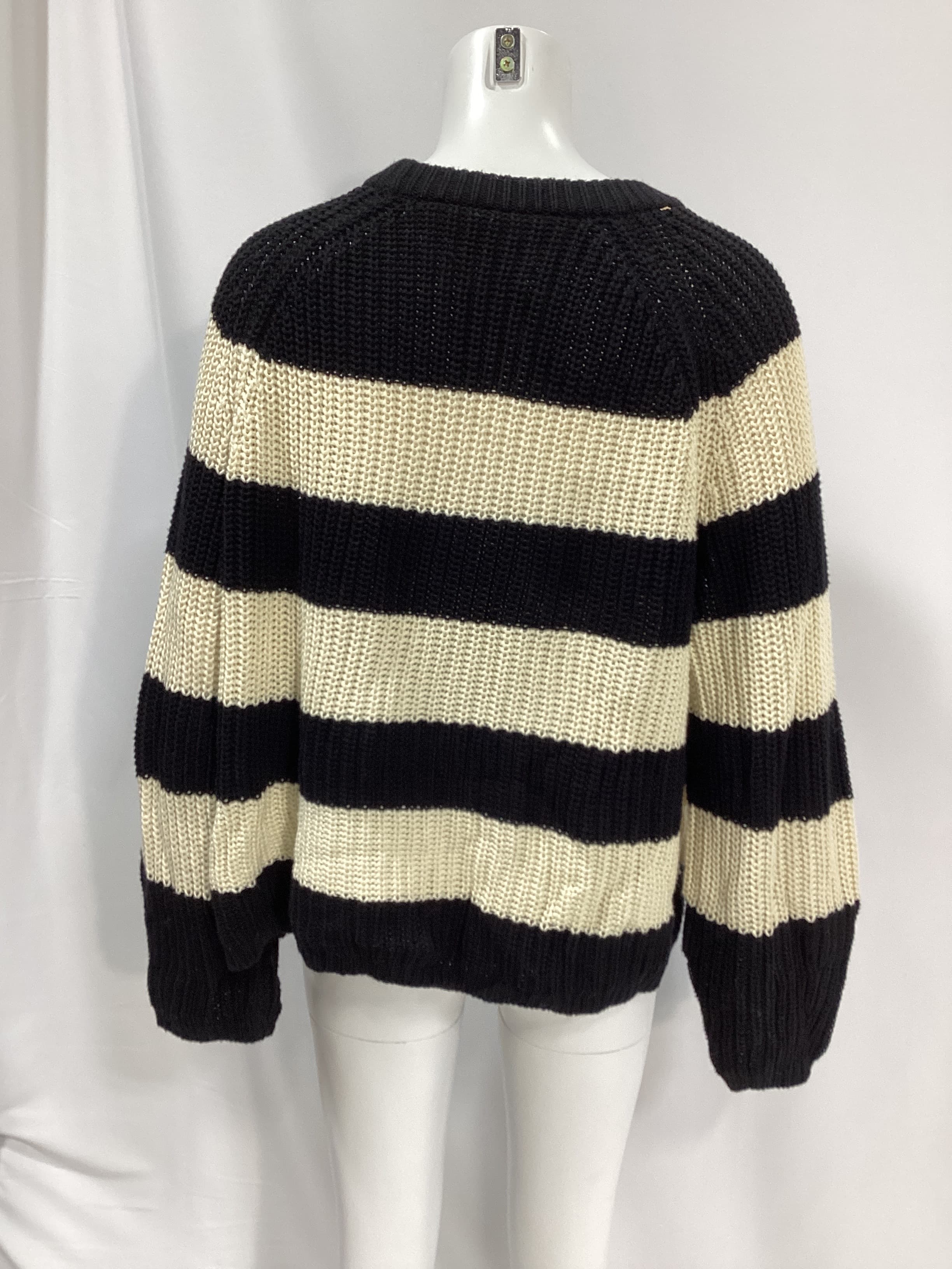 Ciara Sweater - Image 3