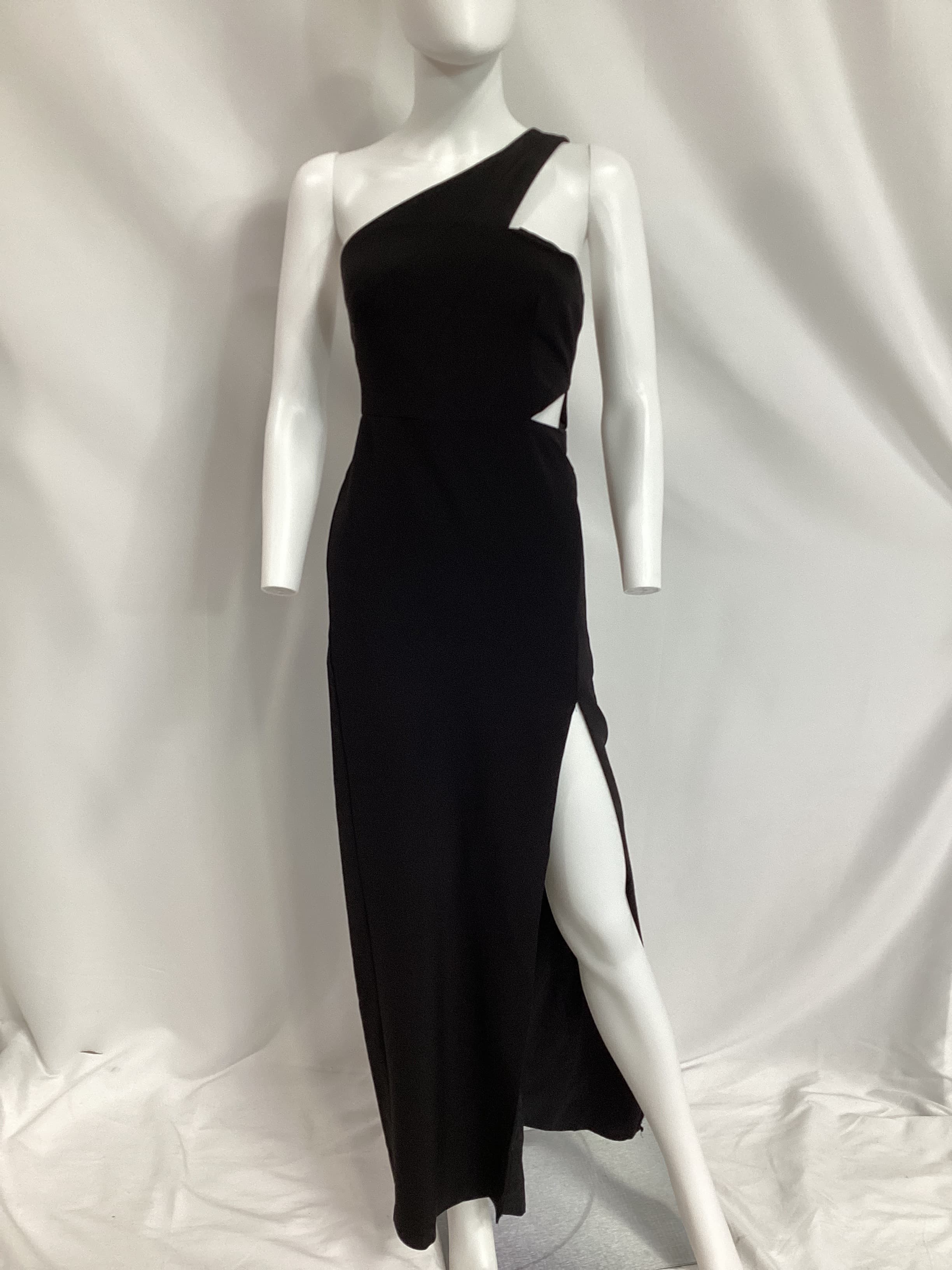 Aidan By Aidan Mattox One-Shoulder Crepe Cutout Gown - Image 4