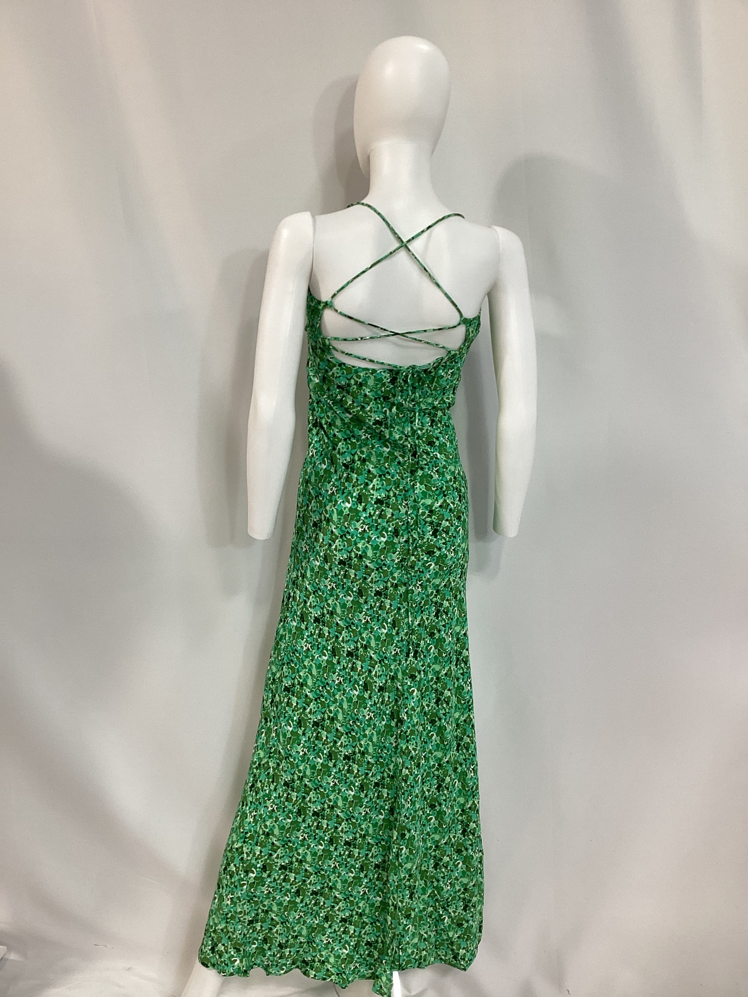 Faithfull The Brand X Revolve Lusia Midi Dress In Green Floral - Image 3