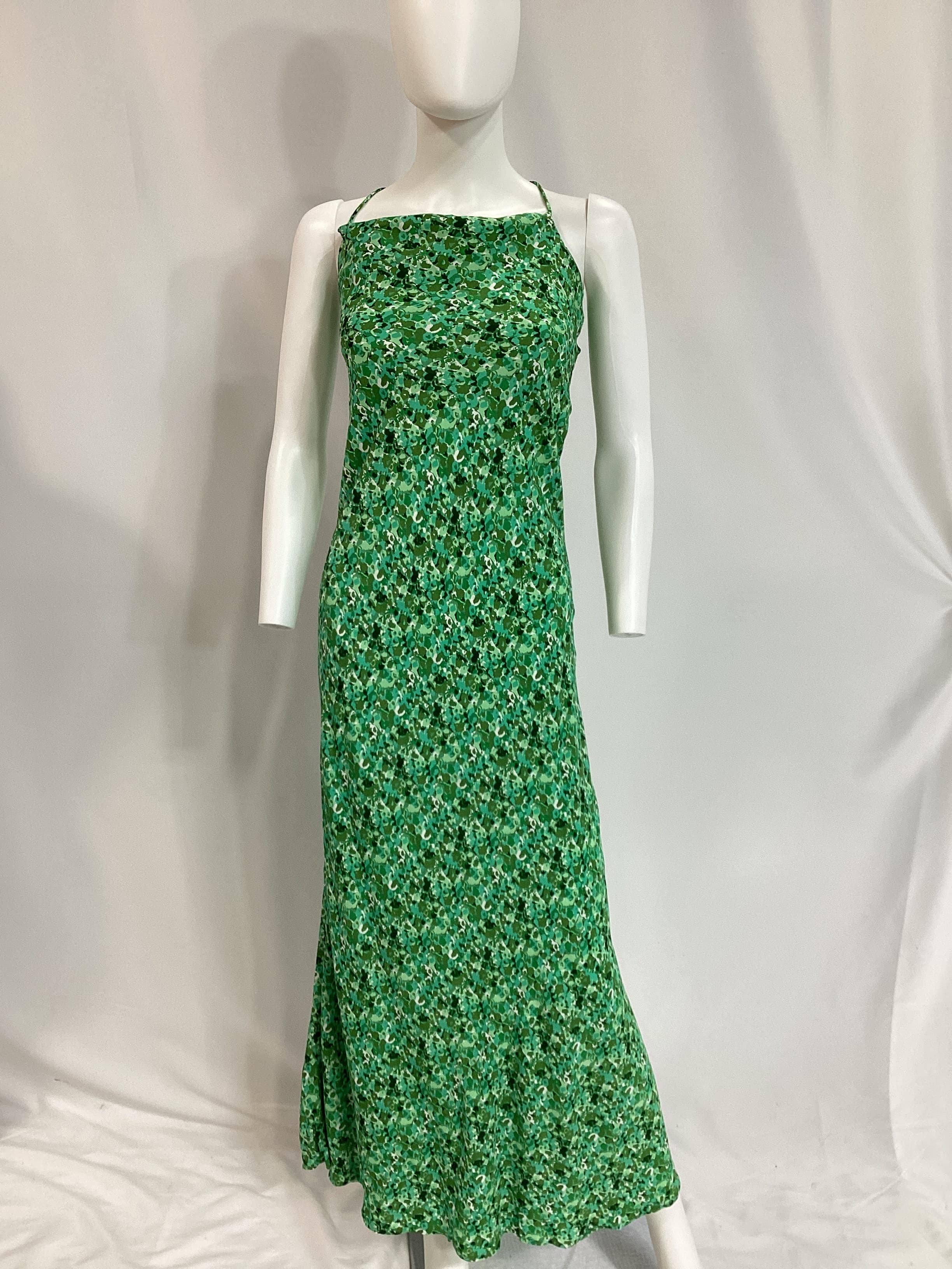 Faithfull The Brand X Revolve Lusia Midi Dress In Green Floral - Image 4