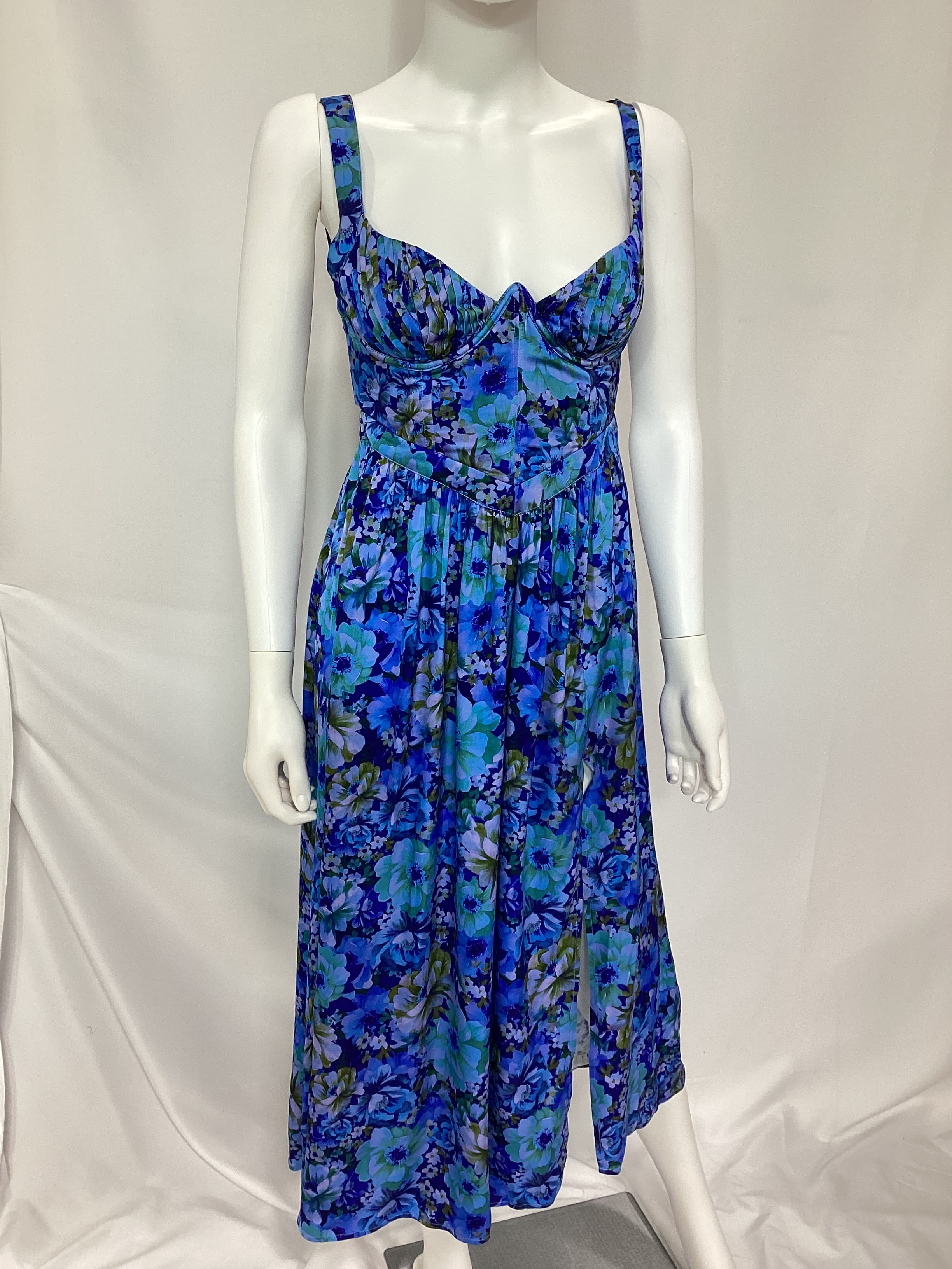 Astor Midi Dress In Blue - Image 2