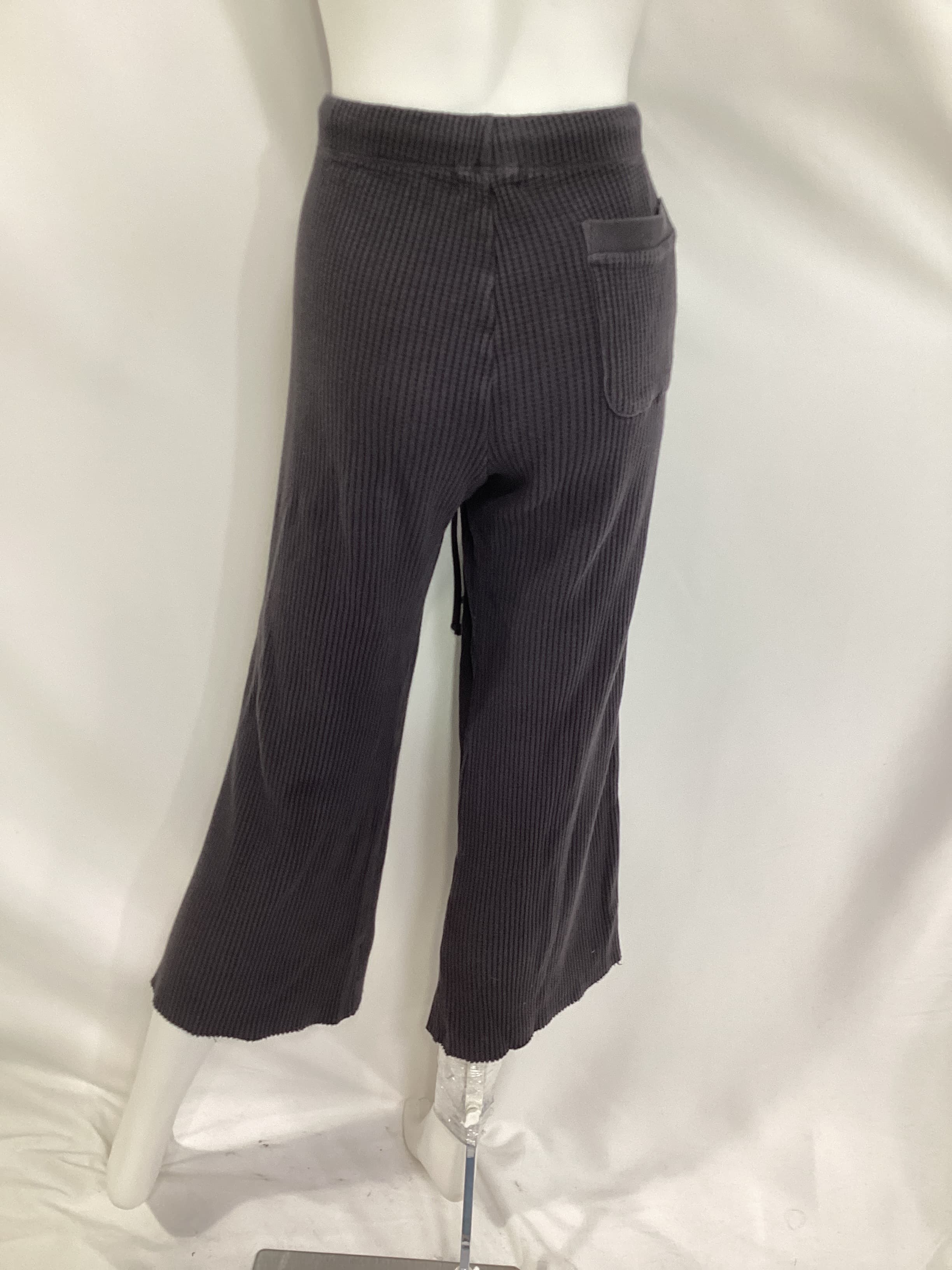 Waffle Crop Lounge Sweat In Faded Black - Image 3