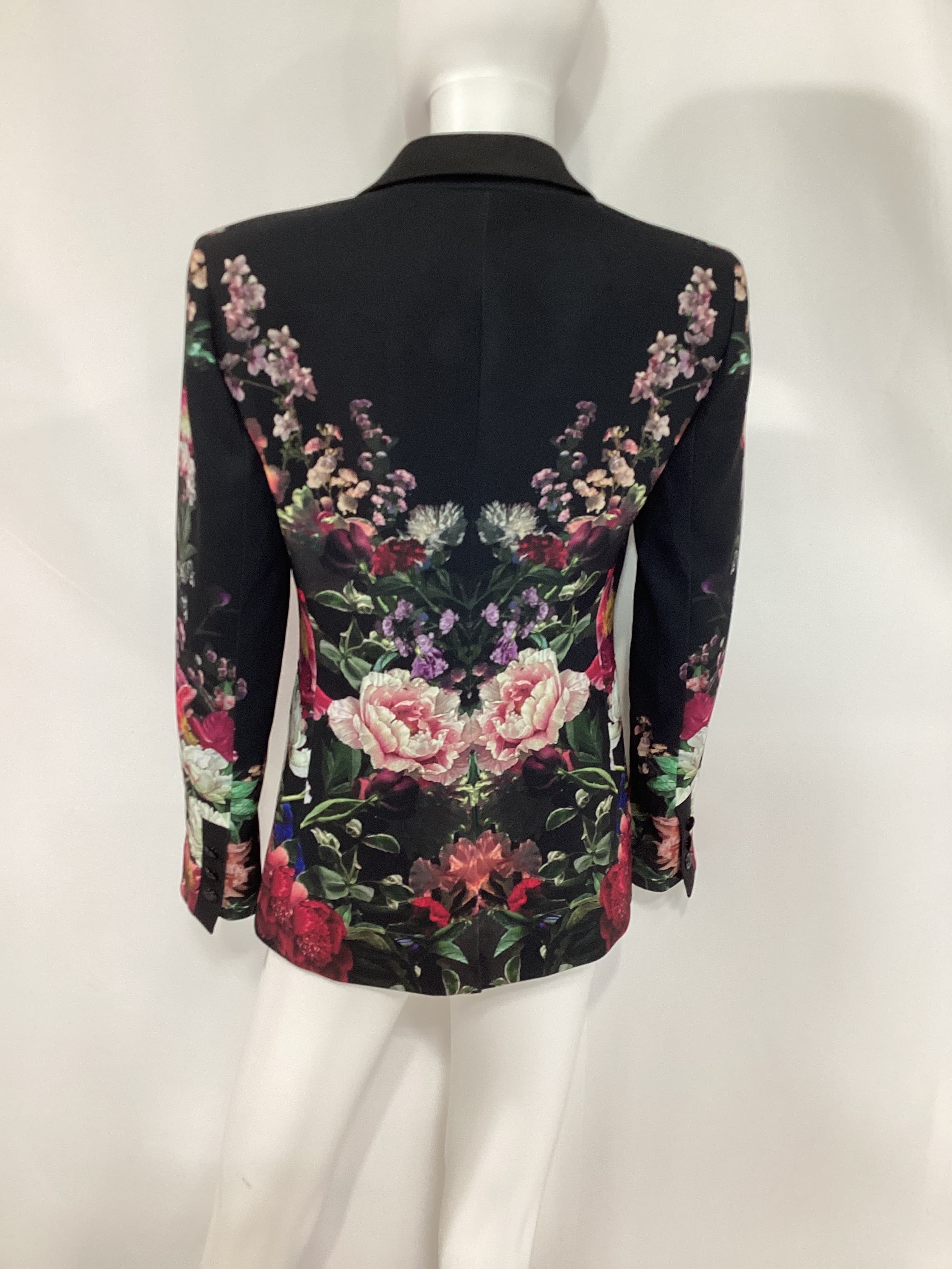 Breann Long Fitted Blazer - Image 2