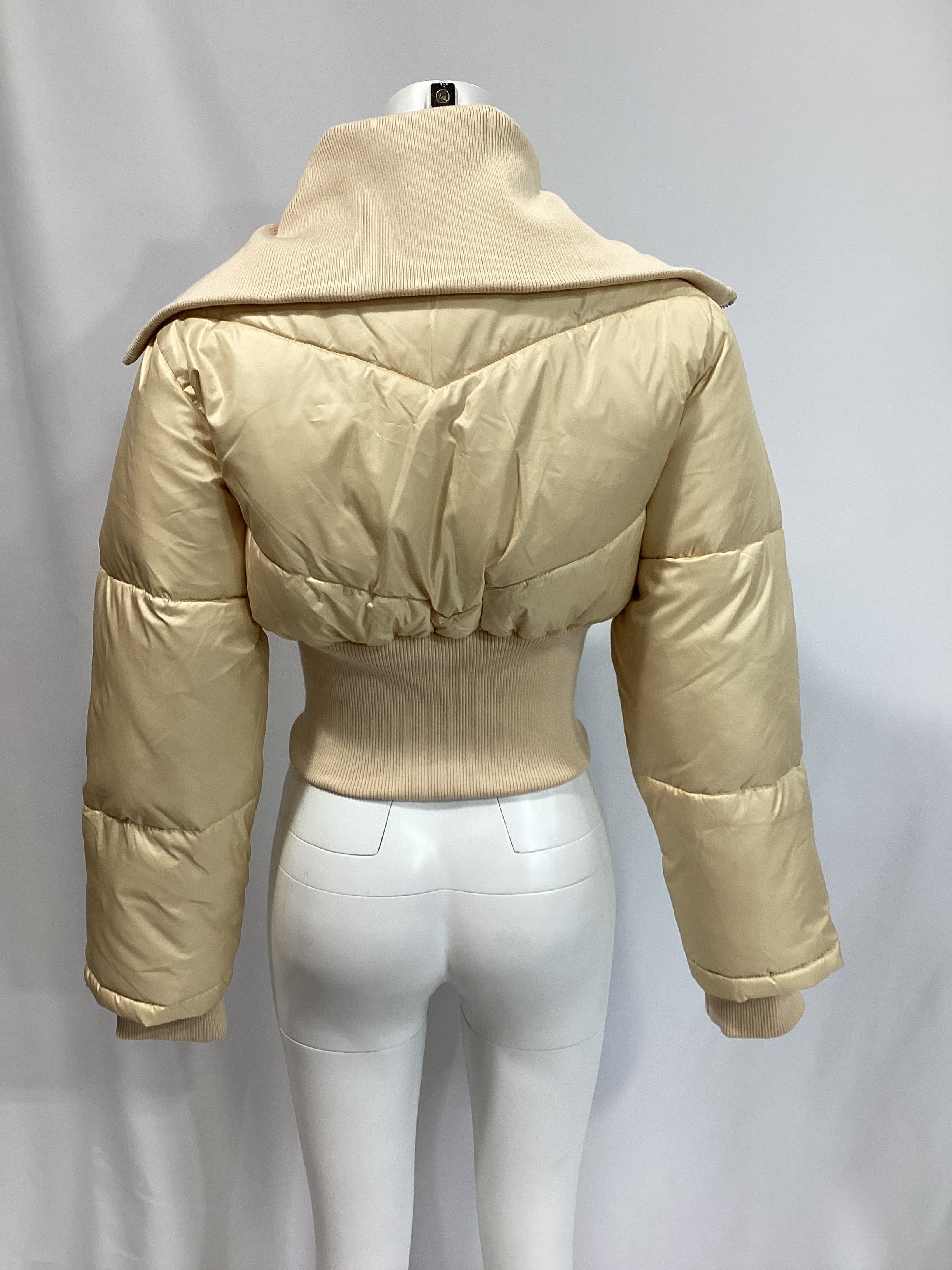 Rylee Cropped Puffer In Taupe - Image 4