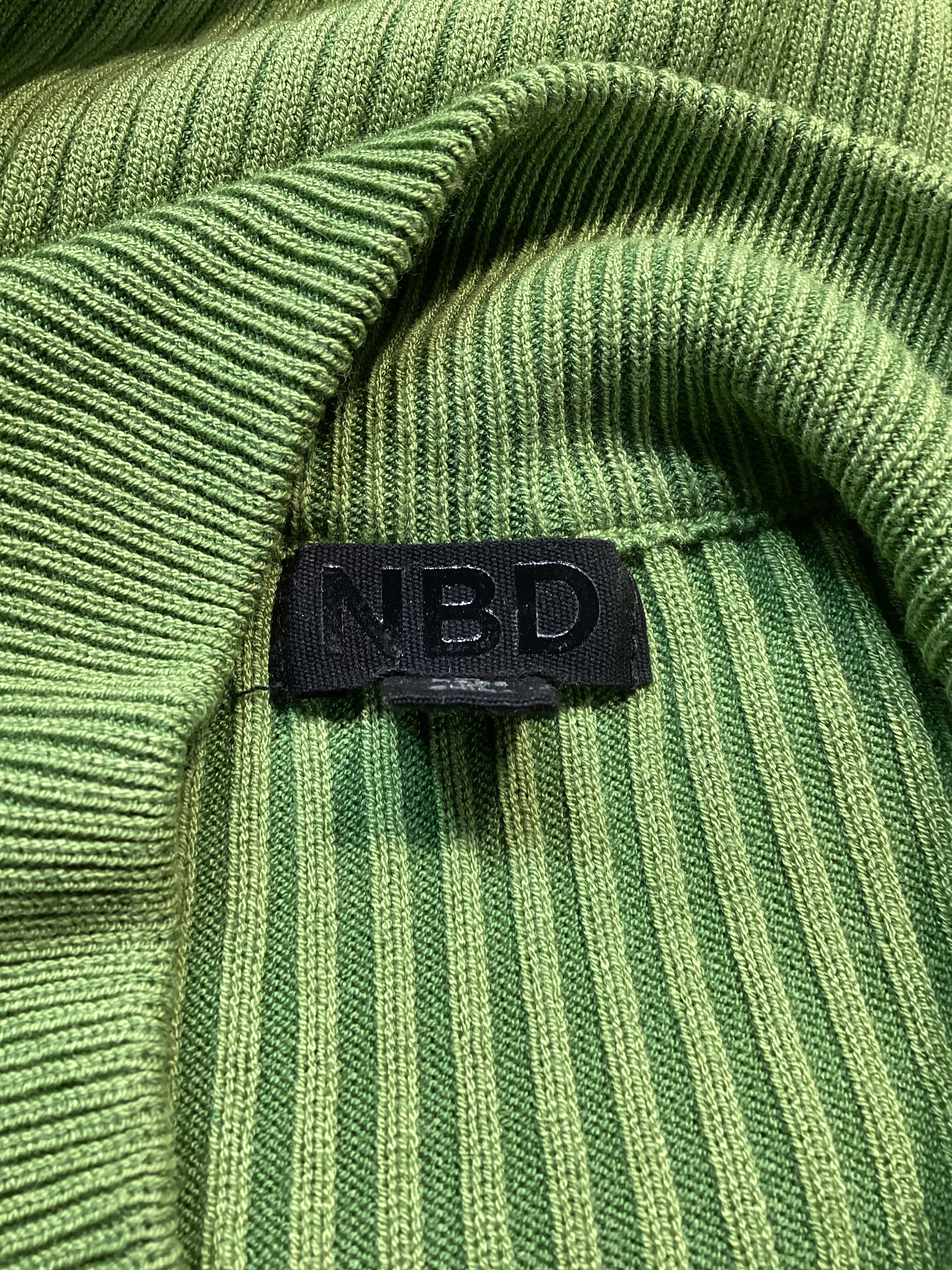 Midori Turtleneck In Green Plaited Rib - Image 3