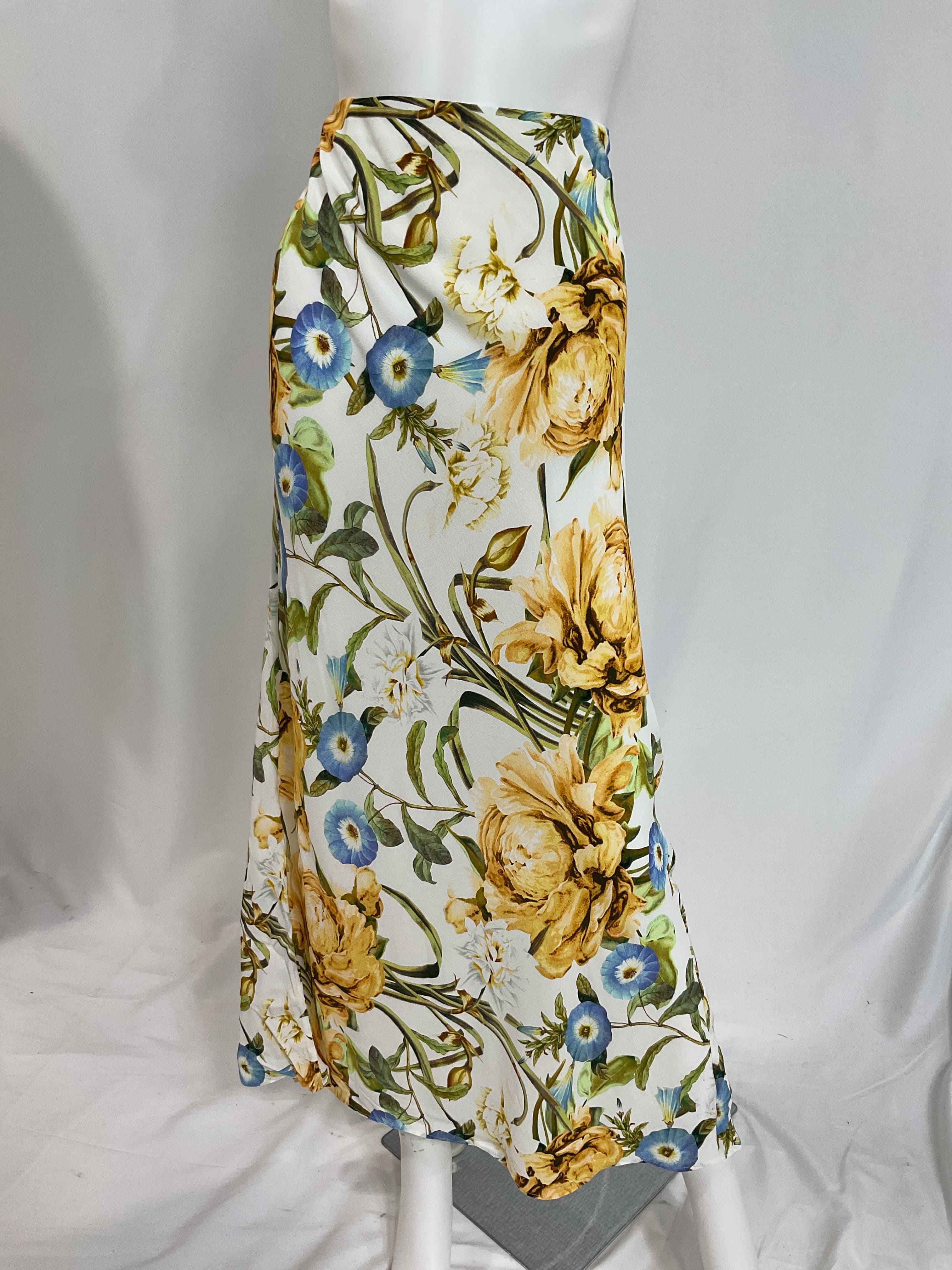The Gwen Floral Print Maxi Skirt - Image 2