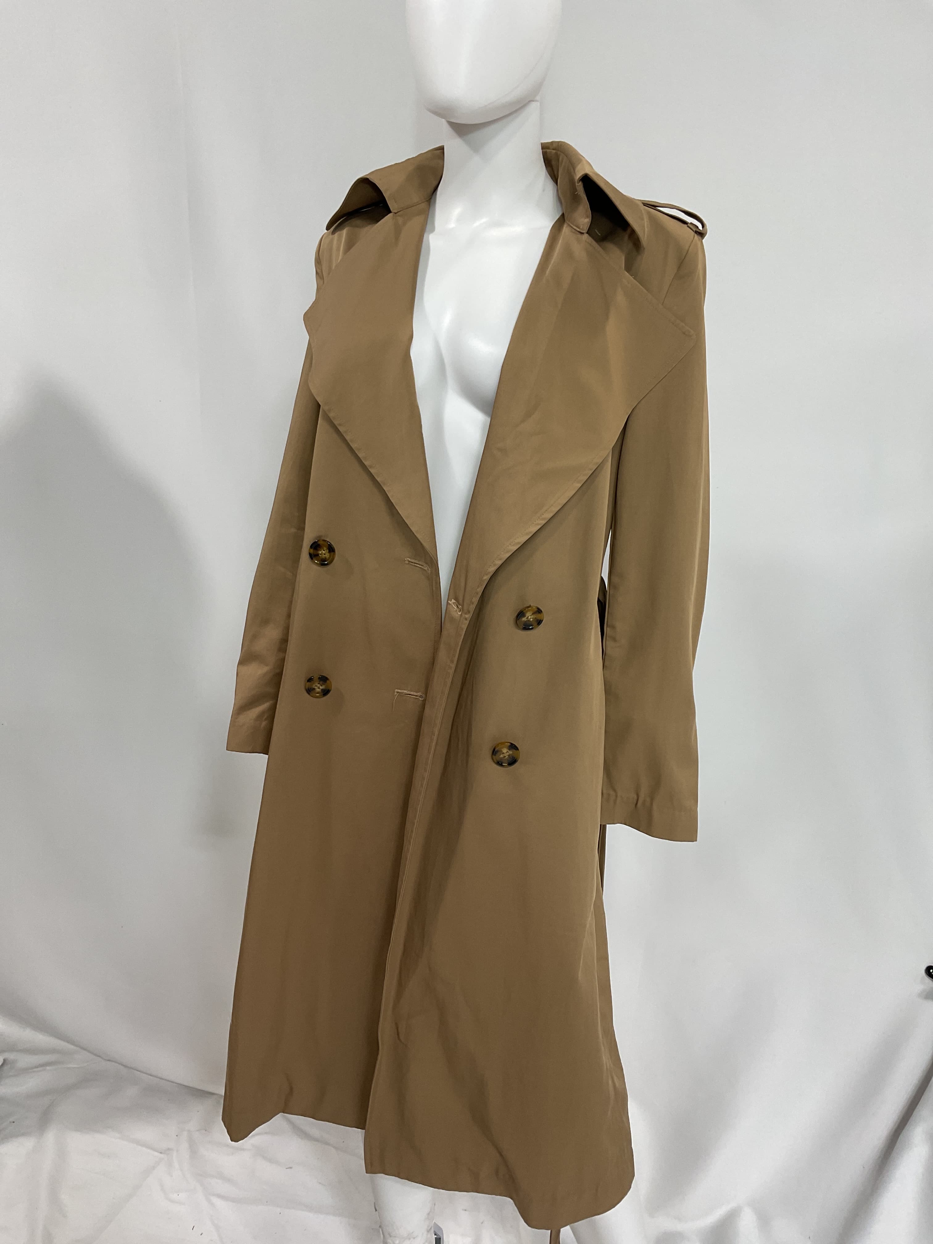 The Classic Trench In Tan - Image 2