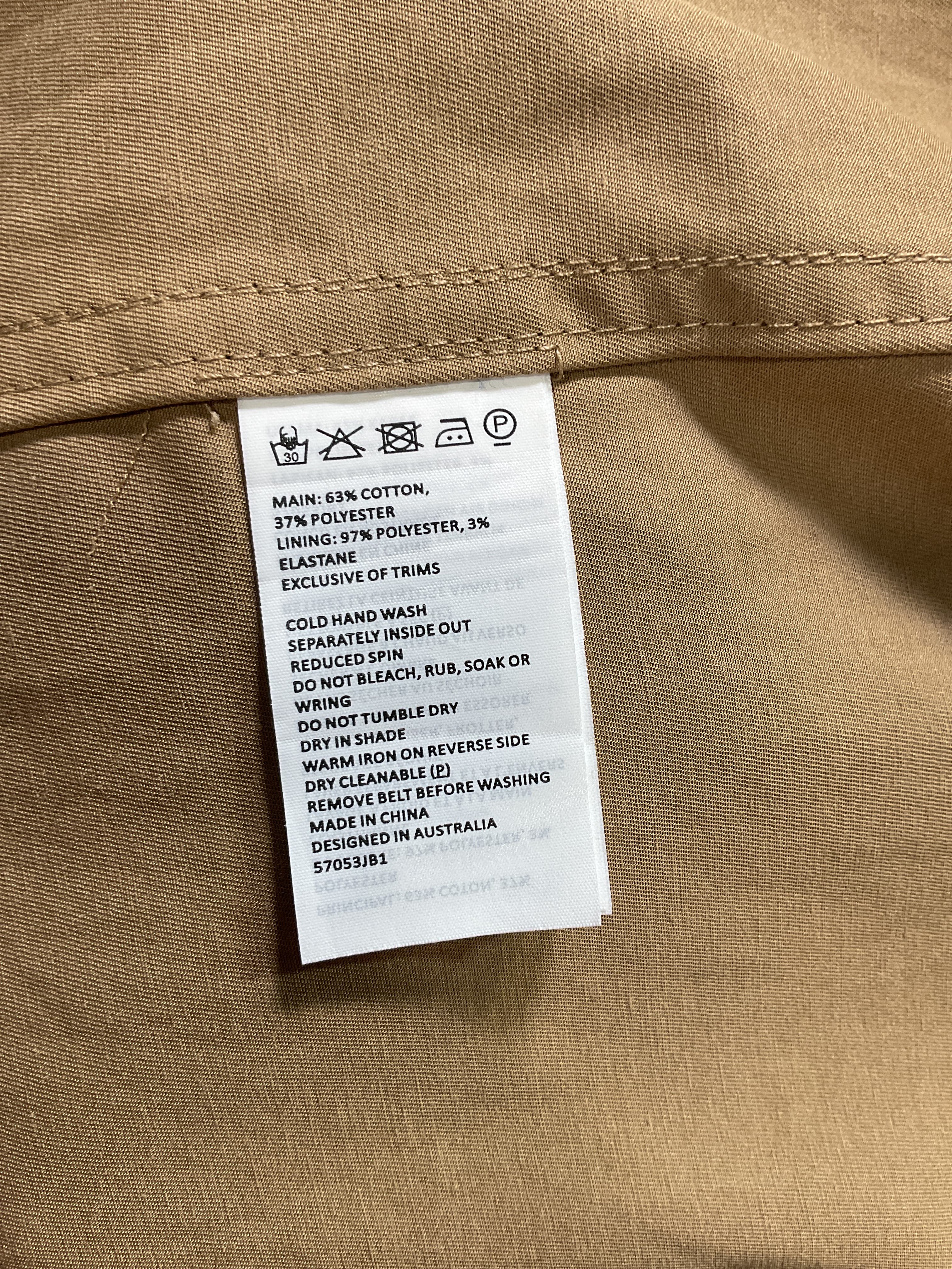 The Classic Trench In Tan - Image 3