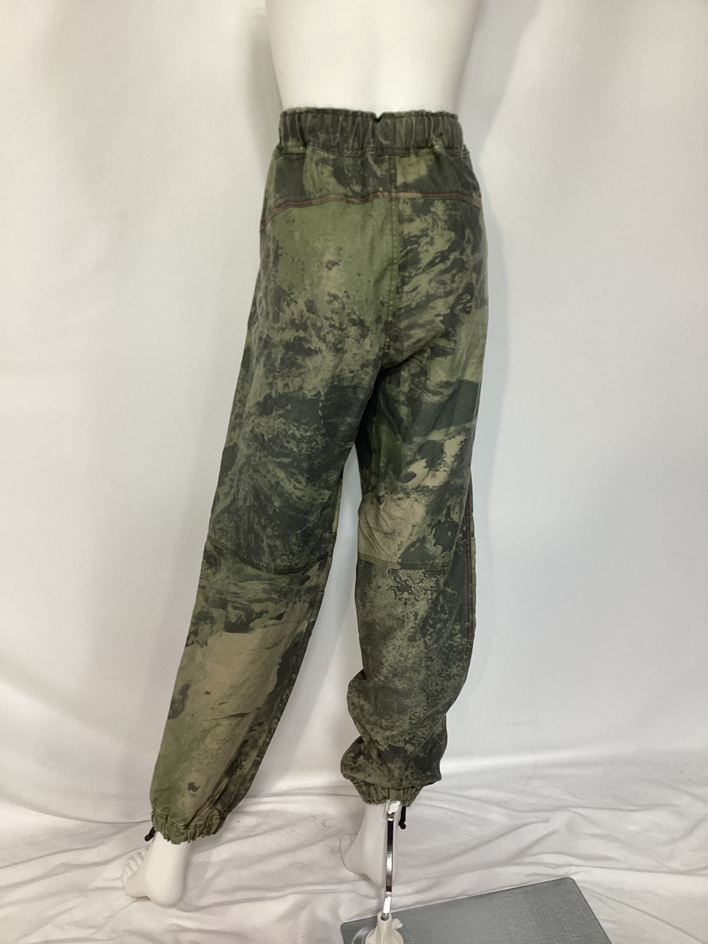 Mirt Pant In Army & Green - Image 3