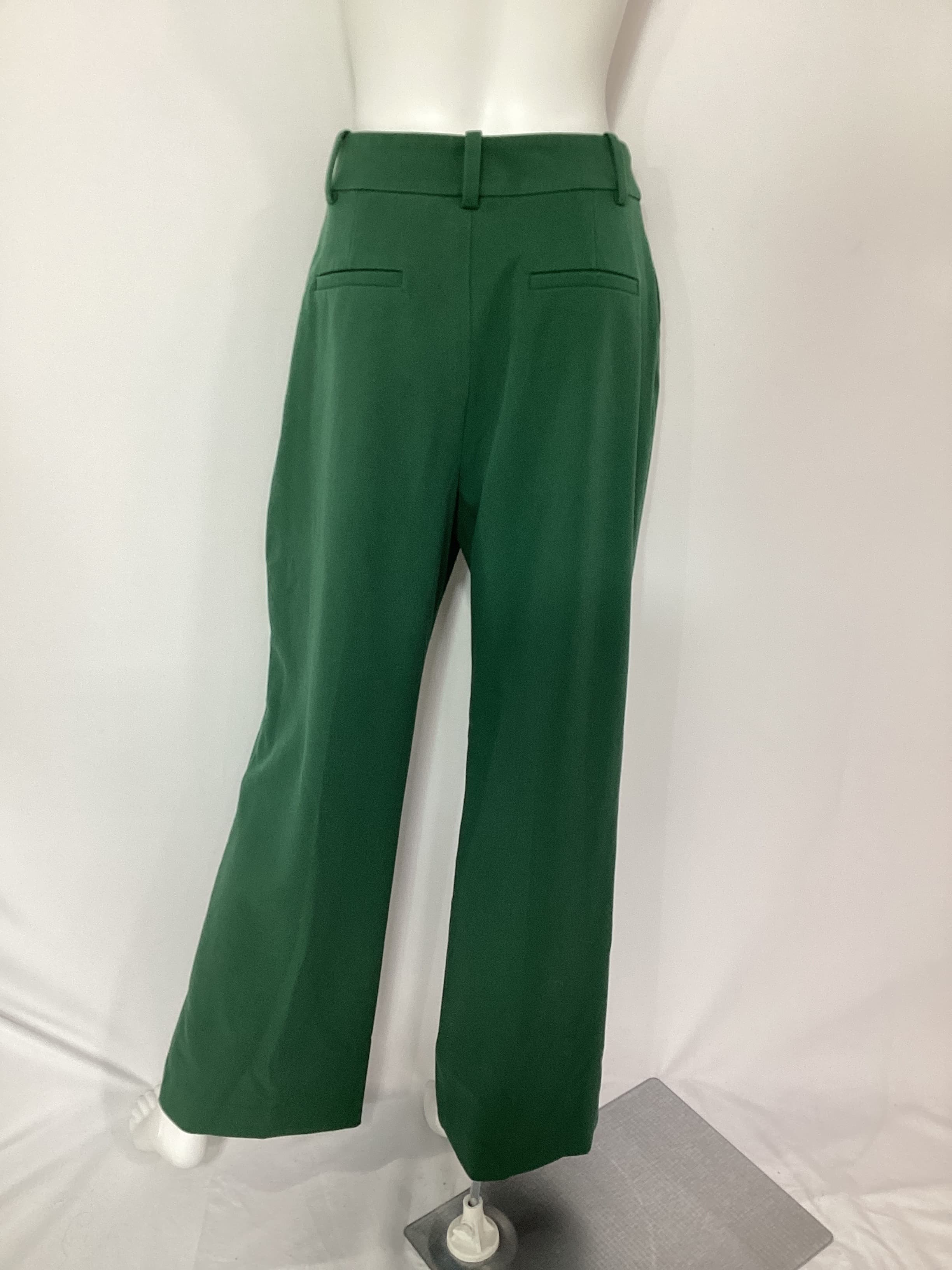 The Favorite Pant In Evergreen - Image 2